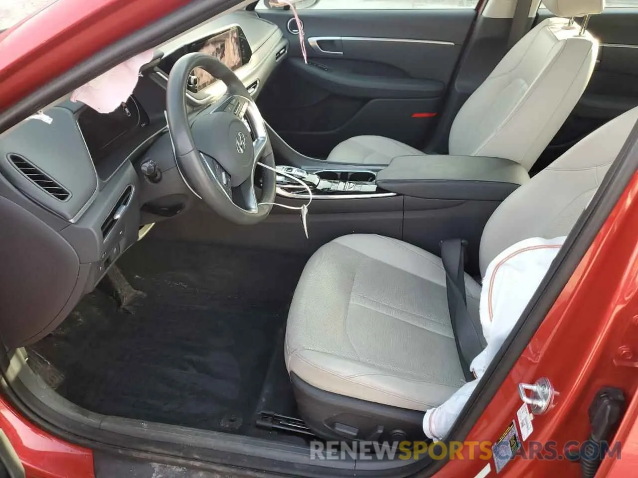 7 Photograph of a damaged car 5NPEF4JA4LH002019 HYUNDAI SONATA 2020