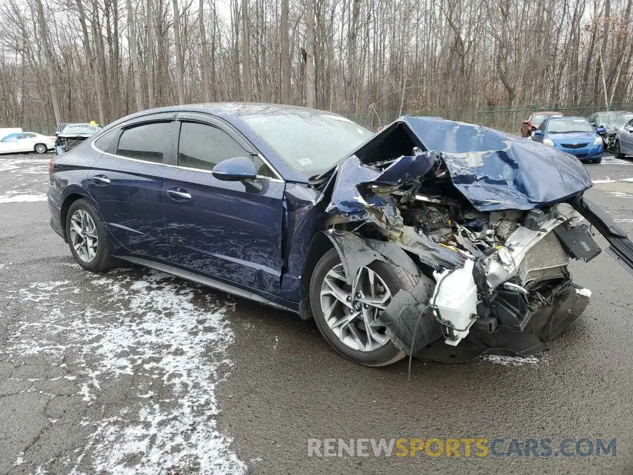 4 Photograph of a damaged car 5NPEF4JA4LH059384 HYUNDAI SONATA 2020
