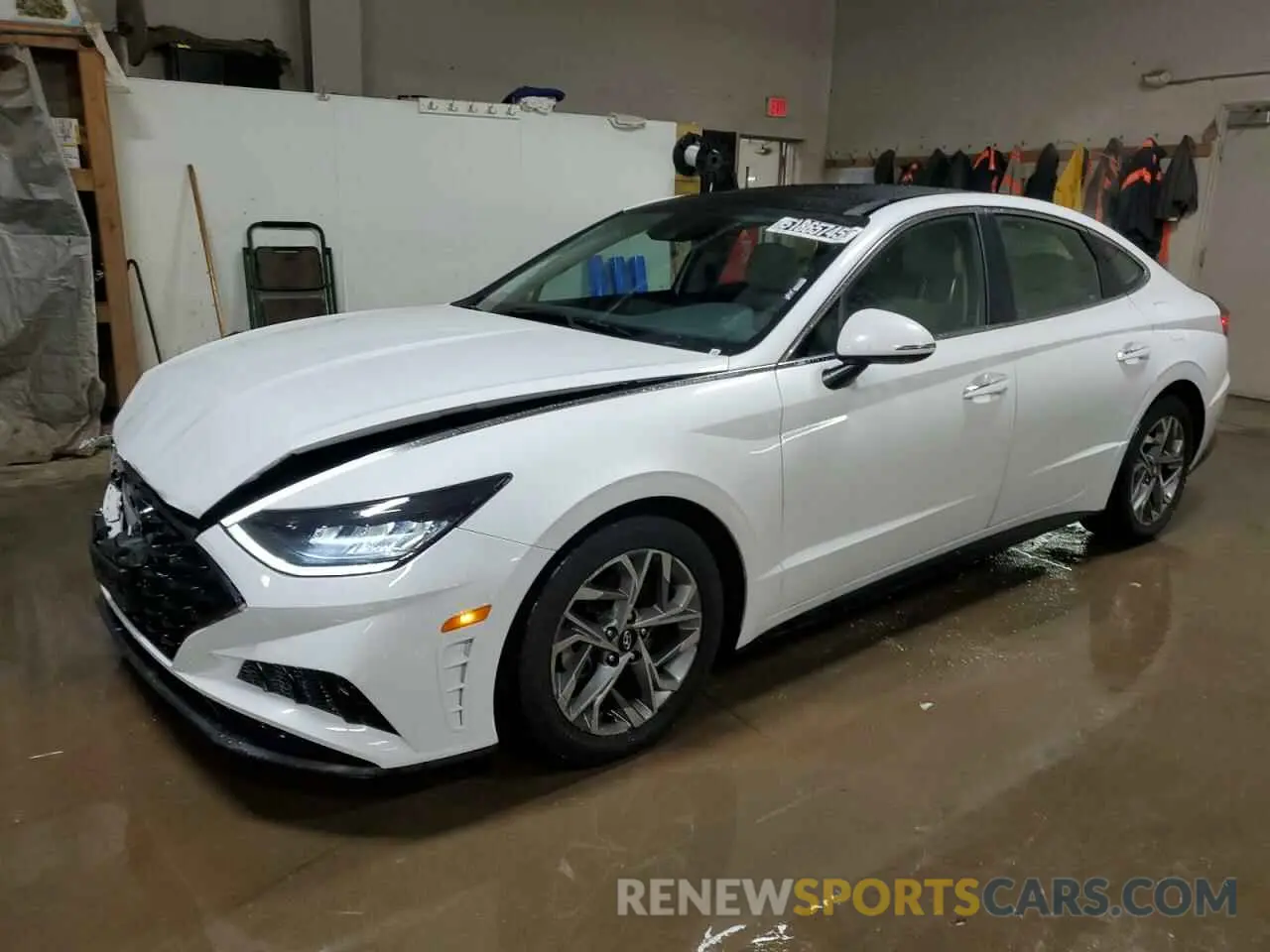 1 Photograph of a damaged car 5NPEF4JA5LH015751 HYUNDAI SONATA 2020