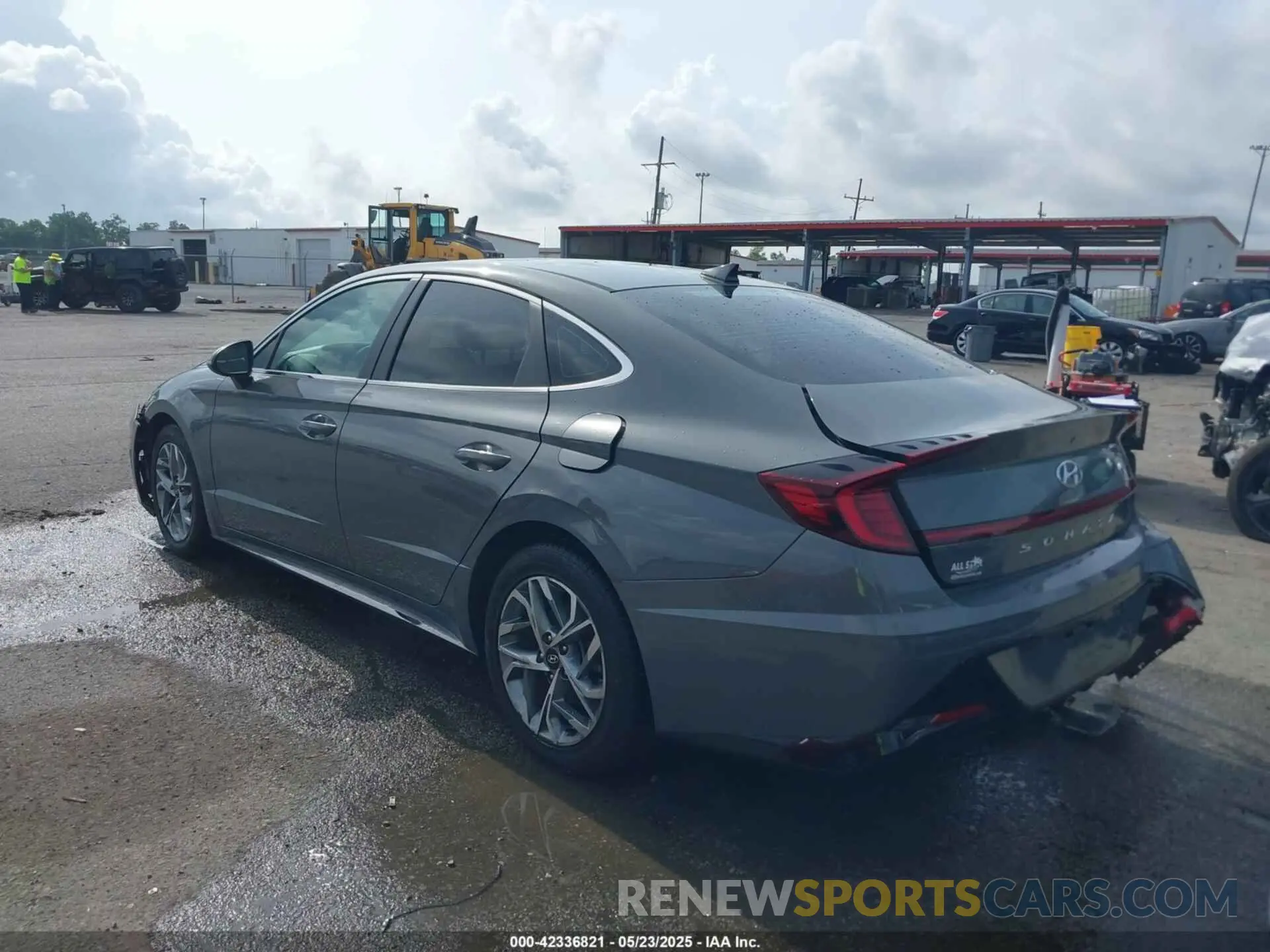 3 Photograph of a damaged car 5NPEF4JA5LH023641 HYUNDAI SONATA 2020