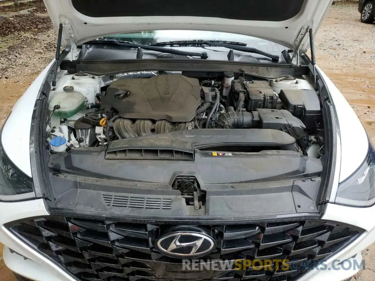 11 Photograph of a damaged car 5NPEF4JA5LH025759 HYUNDAI SONATA 2020