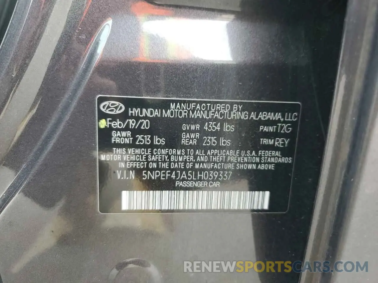12 Photograph of a damaged car 5NPEF4JA5LH039337 HYUNDAI SONATA 2020