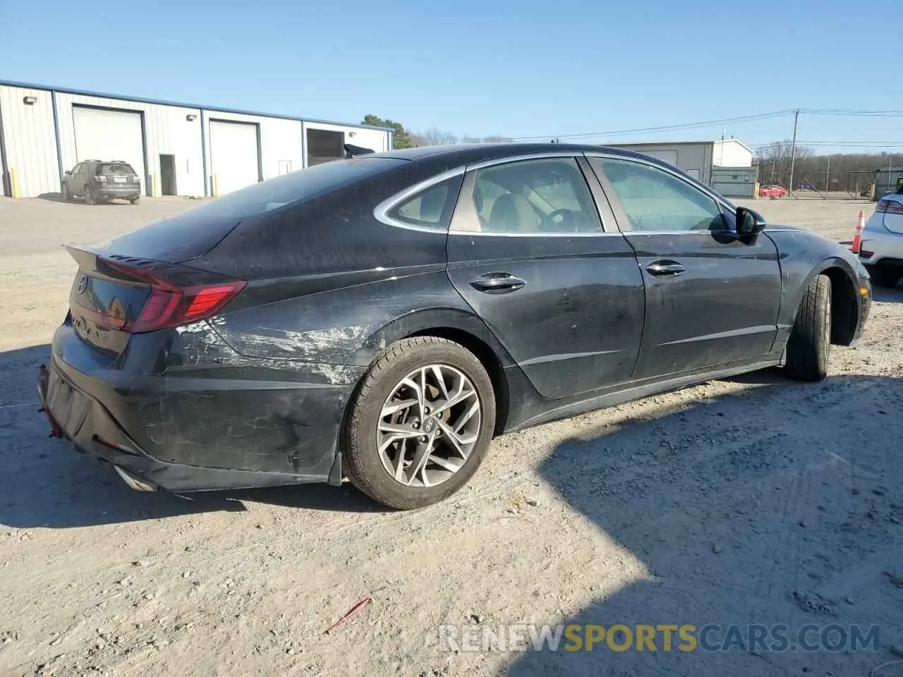 3 Photograph of a damaged car 5NPEF4JA5LH053951 HYUNDAI SONATA 2020
