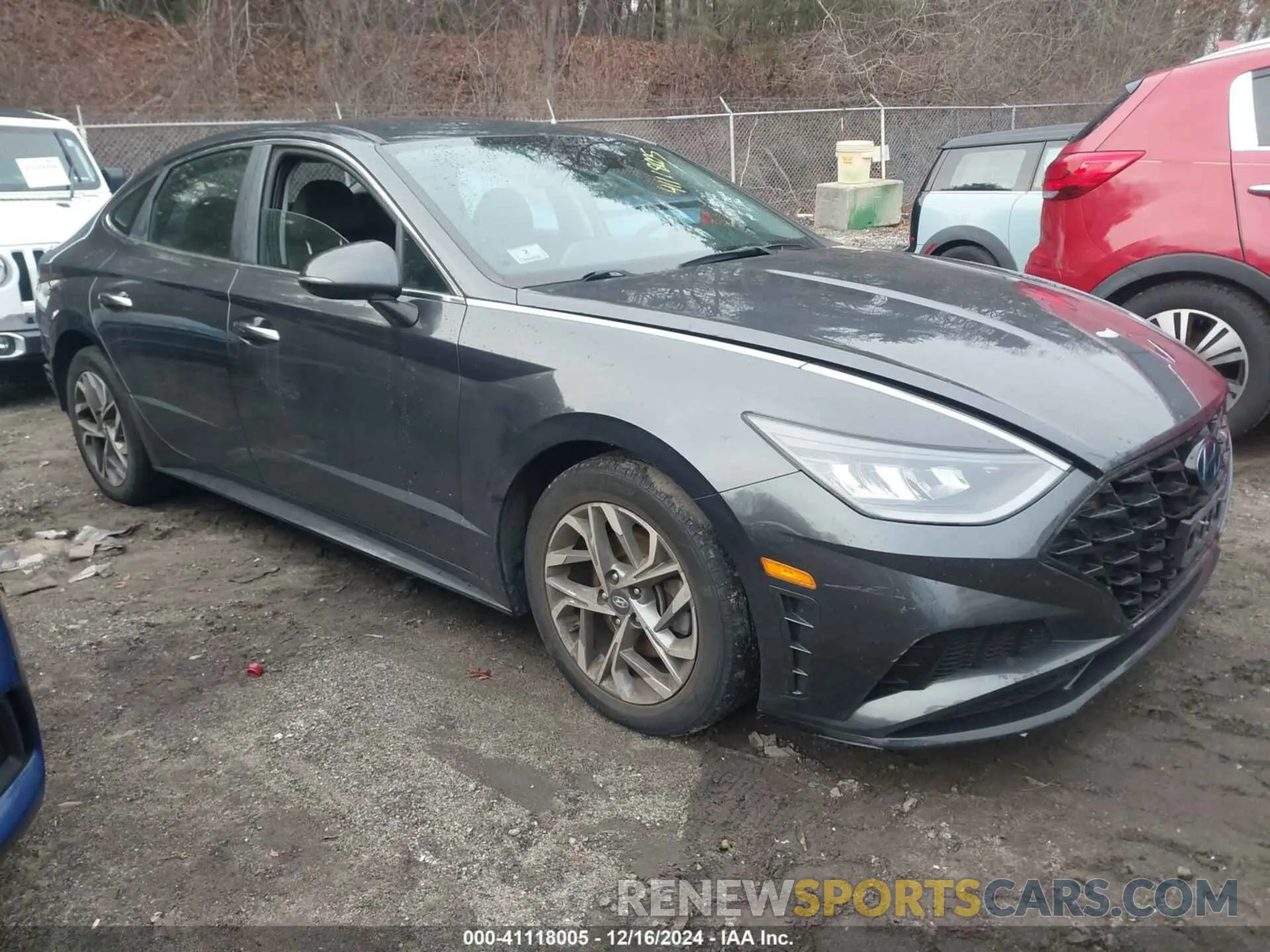 1 Photograph of a damaged car 5NPEF4JA6LH048063 HYUNDAI SONATA 2020
