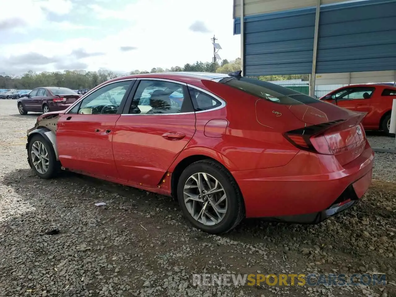 2 Photograph of a damaged car 5NPEF4JA7LH023026 HYUNDAI SONATA 2020