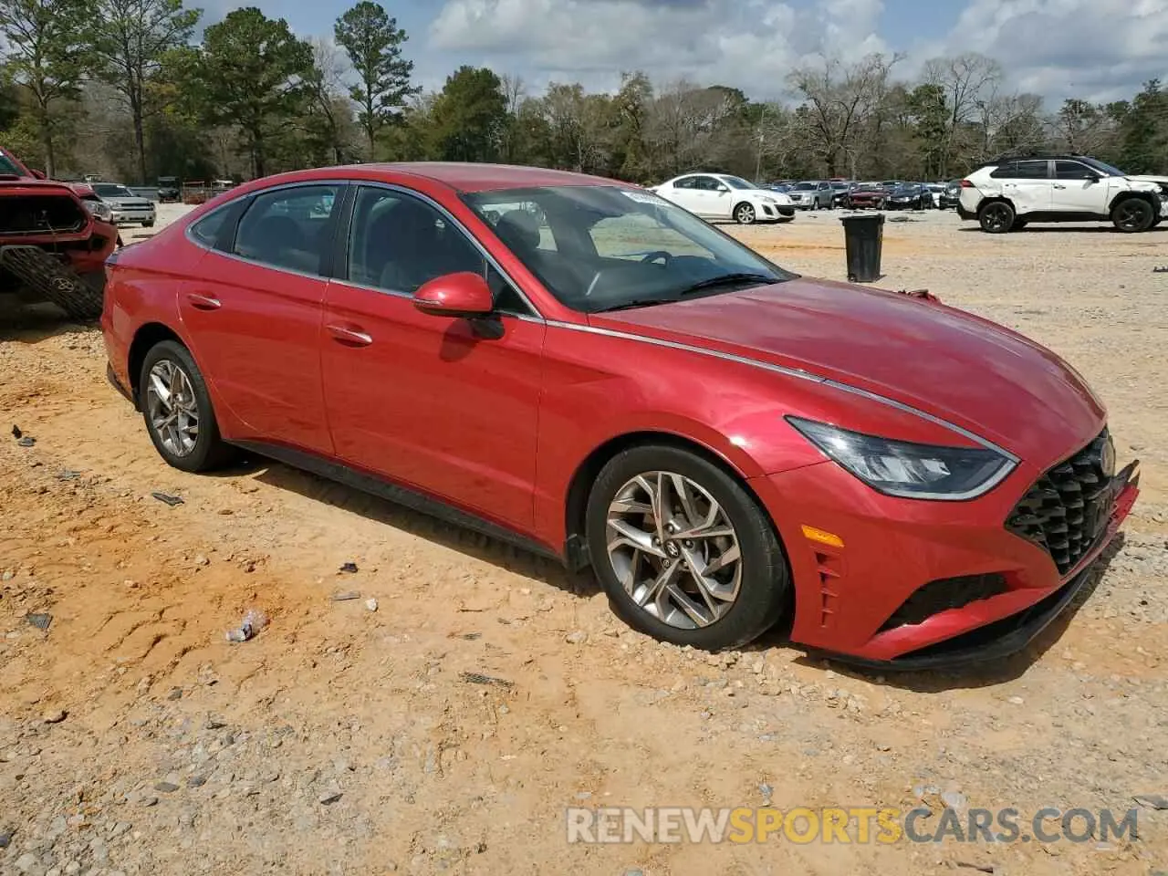 4 Photograph of a damaged car 5NPEF4JA7LH052817 HYUNDAI SONATA 2020