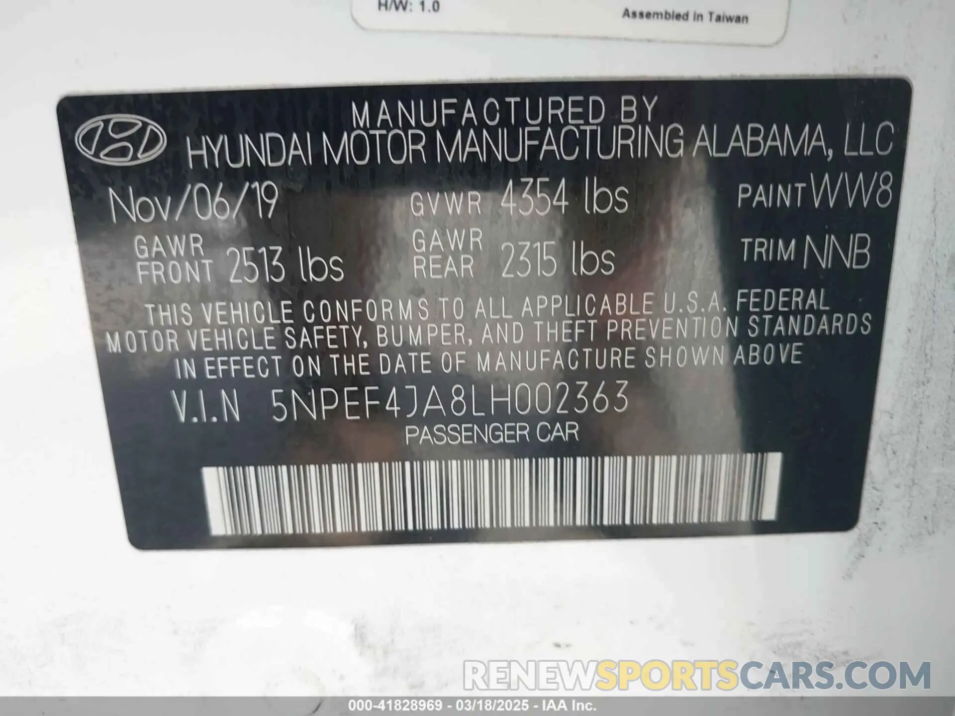 9 Photograph of a damaged car 5NPEF4JA8LH002363 HYUNDAI SONATA 2020