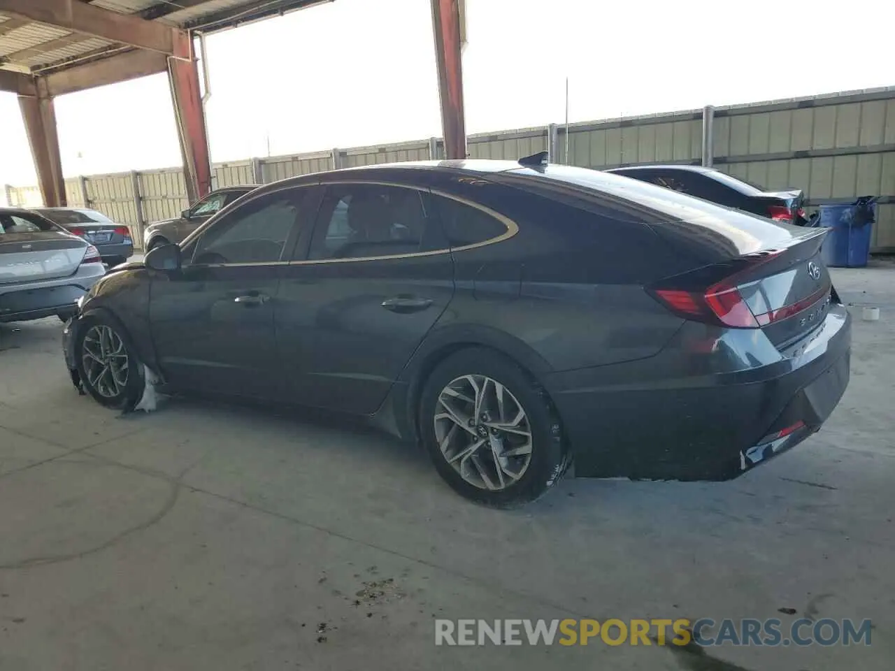 2 Photograph of a damaged car 5NPEF4JA8LH006462 HYUNDAI SONATA 2020