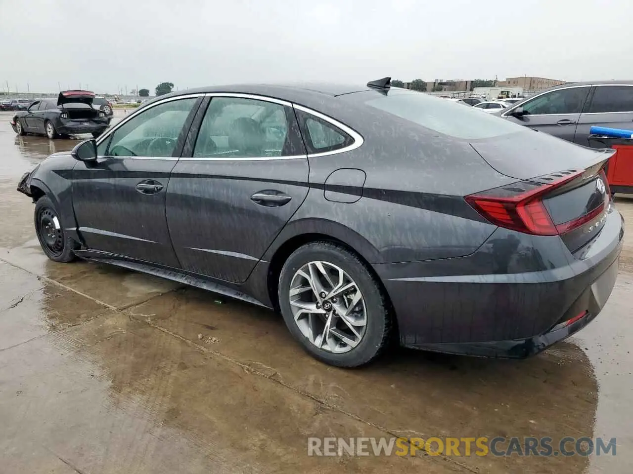 2 Photograph of a damaged car 5NPEF4JA8LH022760 HYUNDAI SONATA 2020