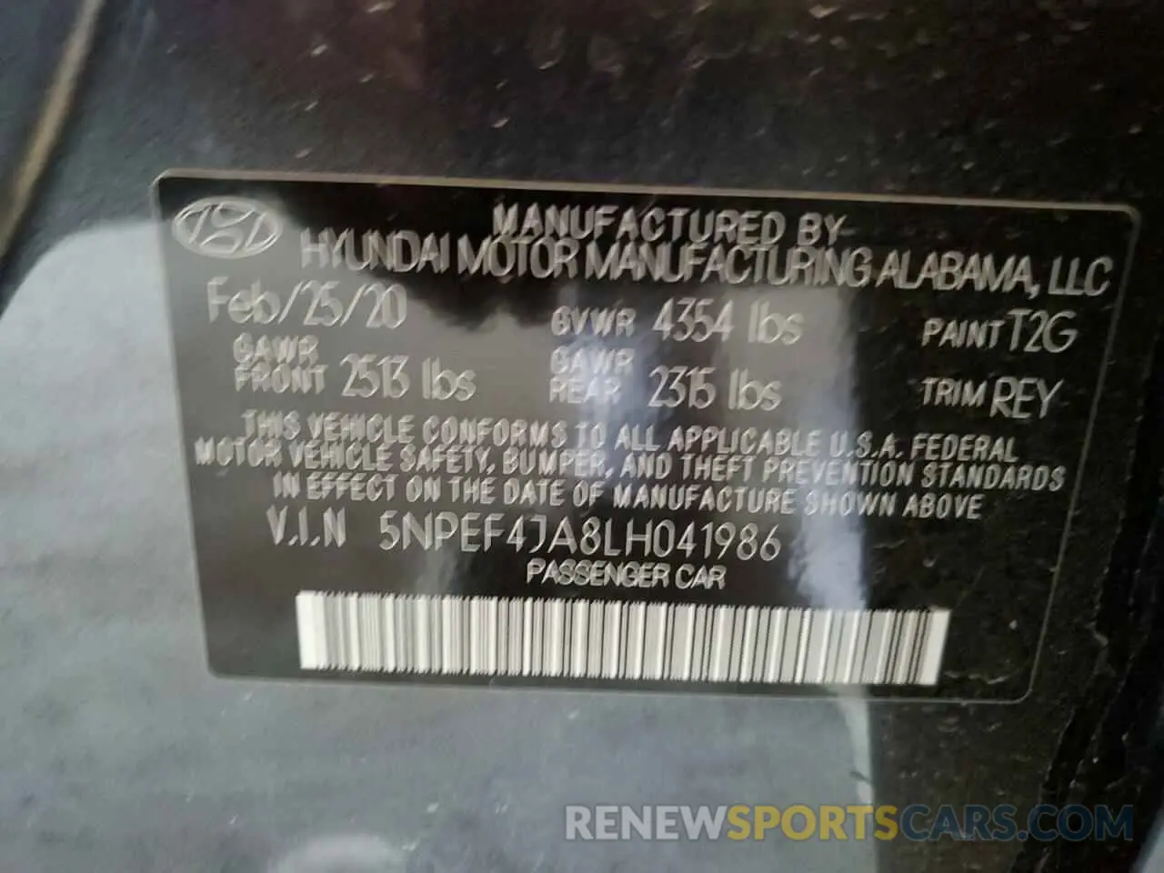 12 Photograph of a damaged car 5NPEF4JA8LH041986 HYUNDAI SONATA 2020