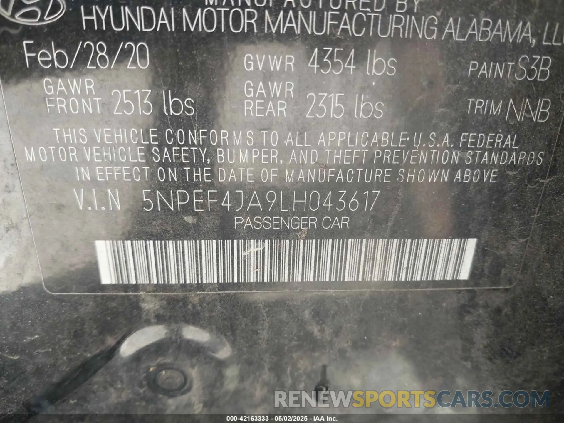 9 Photograph of a damaged car 5NPEF4JA9LH043617 HYUNDAI SONATA 2020