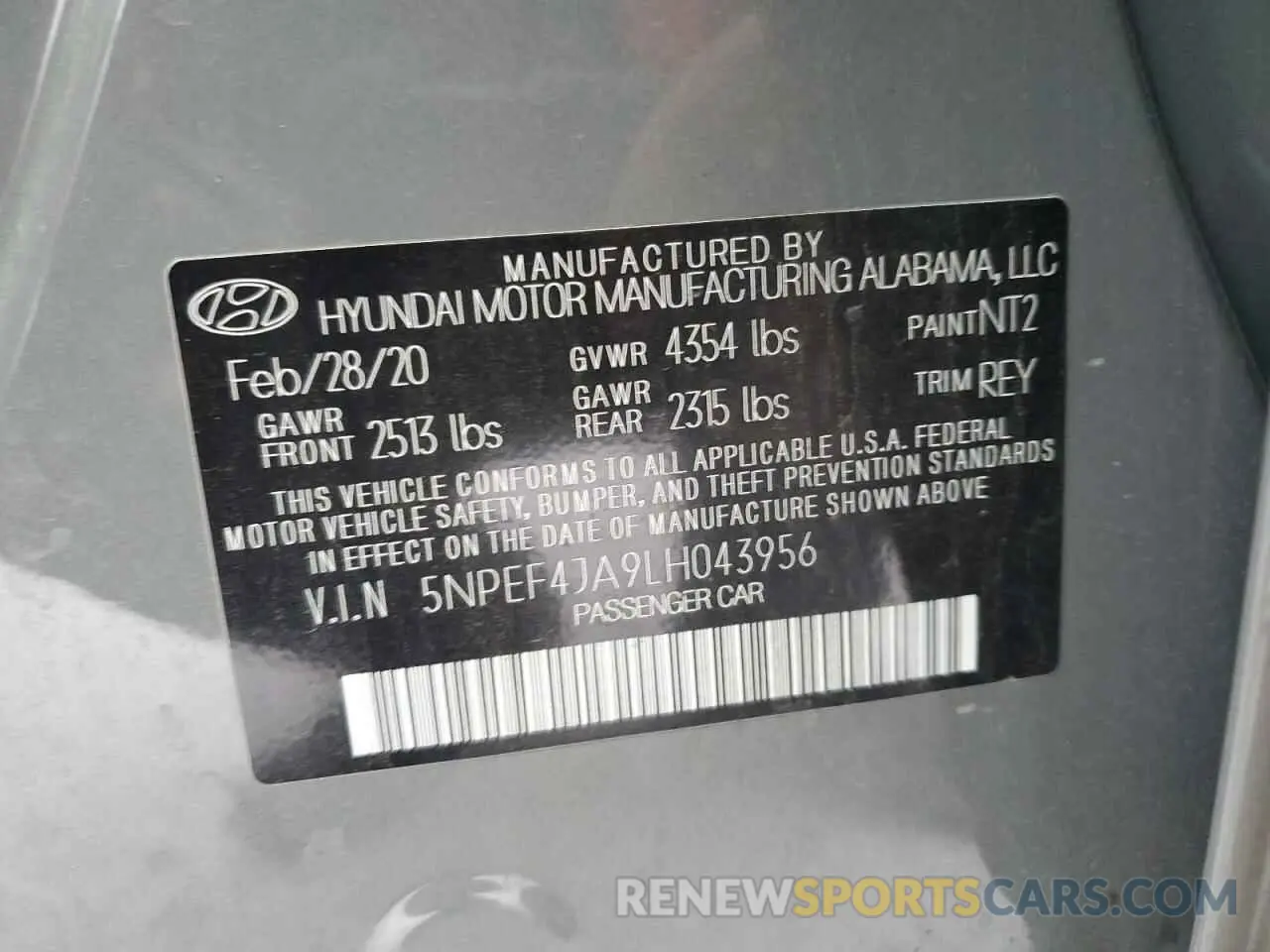 12 Photograph of a damaged car 5NPEF4JA9LH043956 HYUNDAI SONATA 2020