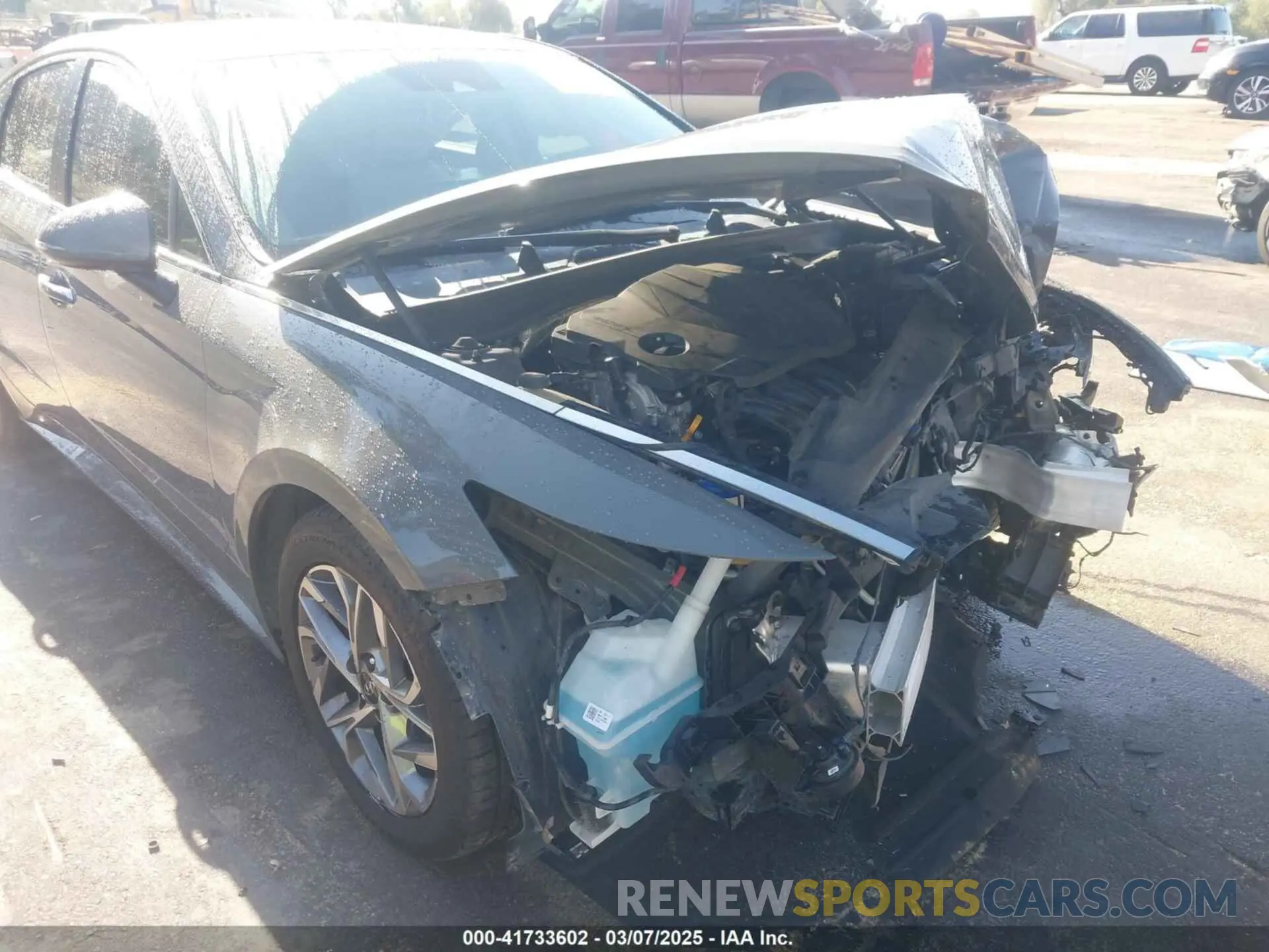 18 Photograph of a damaged car 5NPEF4JA9LH043973 HYUNDAI SONATA 2020