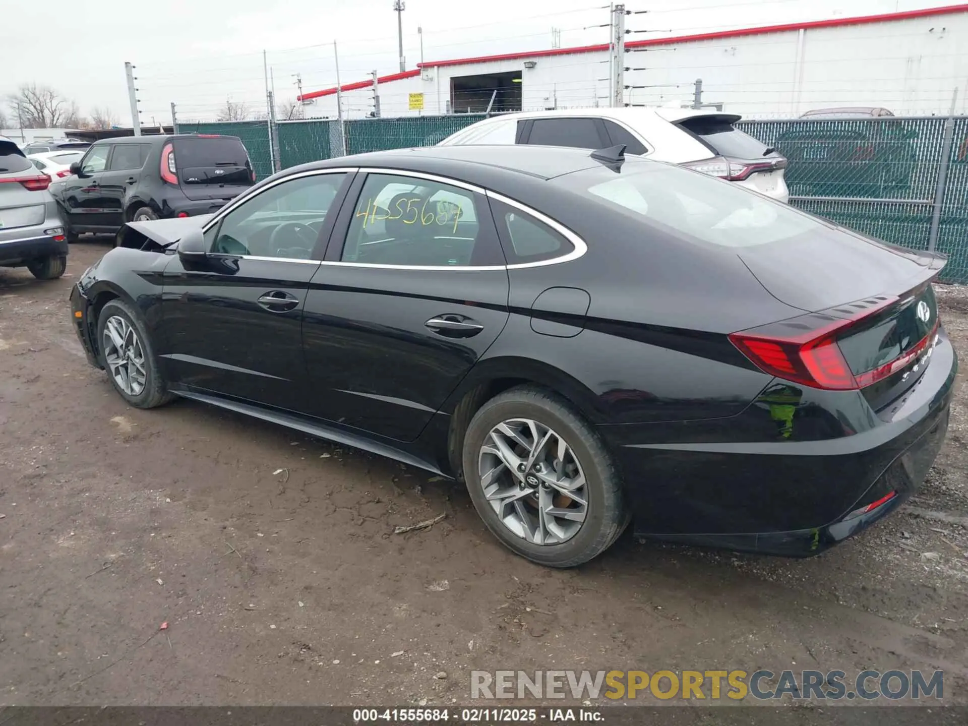 14 Photograph of a damaged car 5NPEF4JA9LH058005 HYUNDAI SONATA 2020