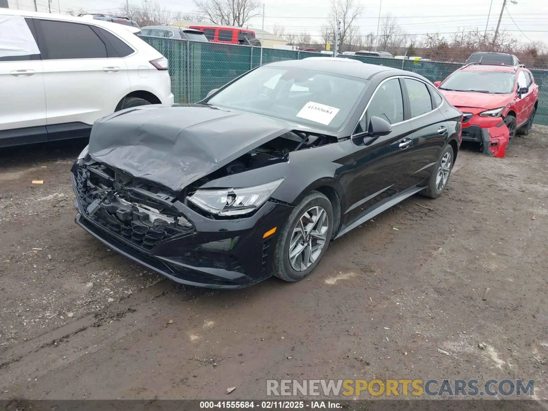 2 Photograph of a damaged car 5NPEF4JA9LH058005 HYUNDAI SONATA 2020