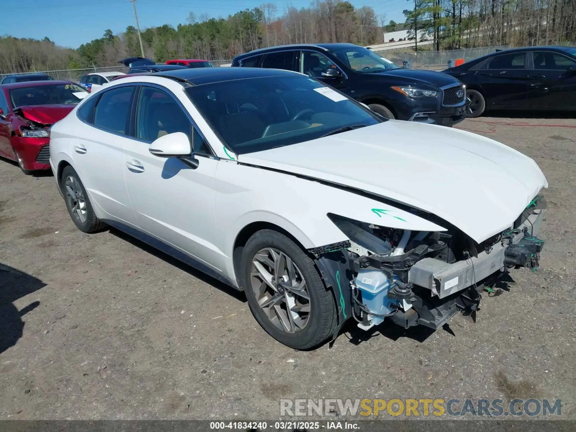 1 Photograph of a damaged car 5NPEF4JAXLH016698 HYUNDAI SONATA 2020