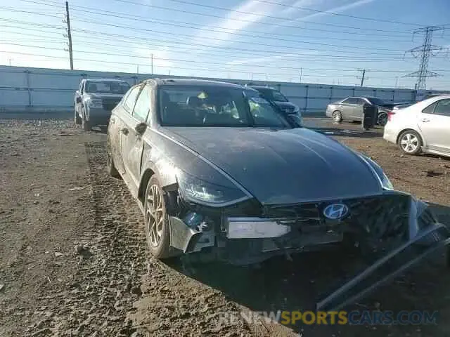 11 Photograph of a damaged car 5NPEF4JAXLH035350 HYUNDAI SONATA 2020