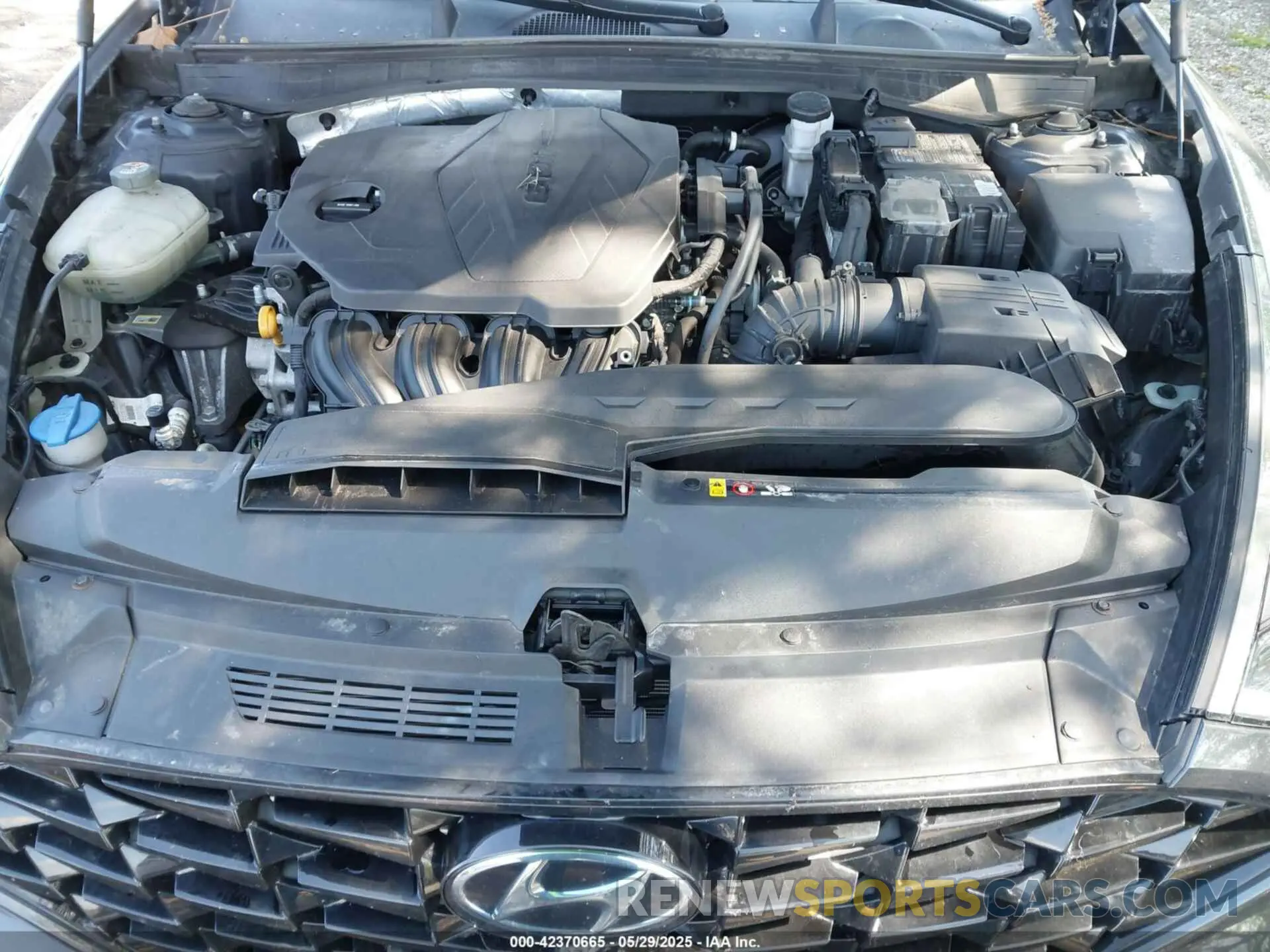 10 Photograph of a damaged car 5NPEF4JAXLH035736 HYUNDAI SONATA 2020
