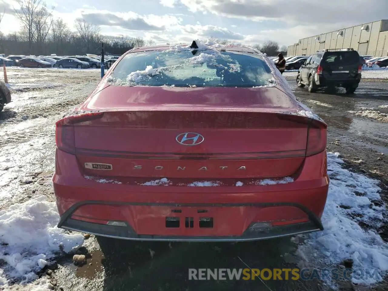 6 Photograph of a damaged car 5NPEG4JA0LH056656 HYUNDAI SONATA 2020