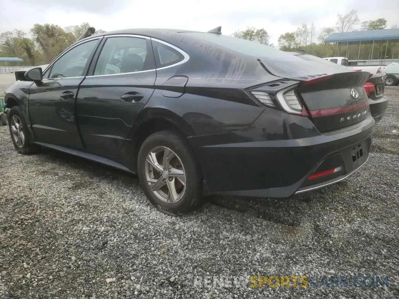 2 Photograph of a damaged car 5NPEG4JA1LH030082 HYUNDAI SONATA 2020