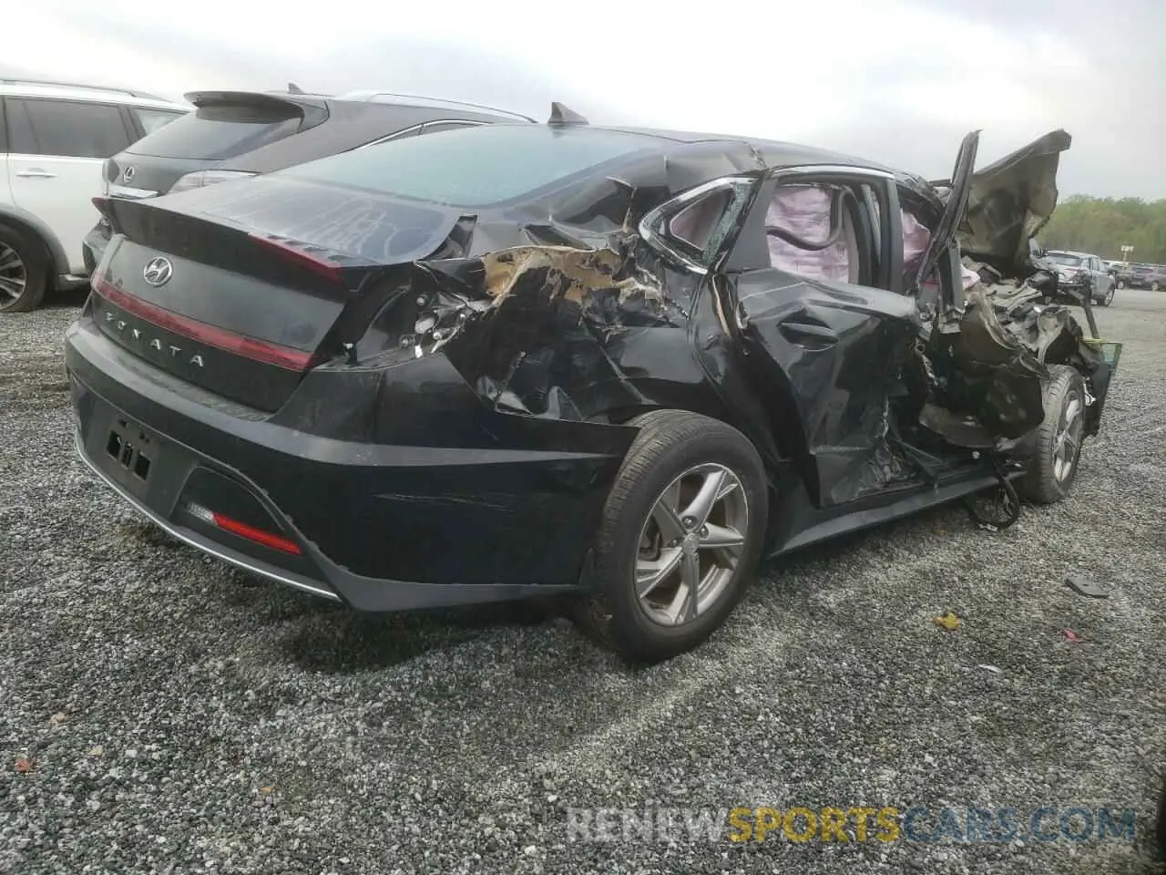 3 Photograph of a damaged car 5NPEG4JA1LH030082 HYUNDAI SONATA 2020