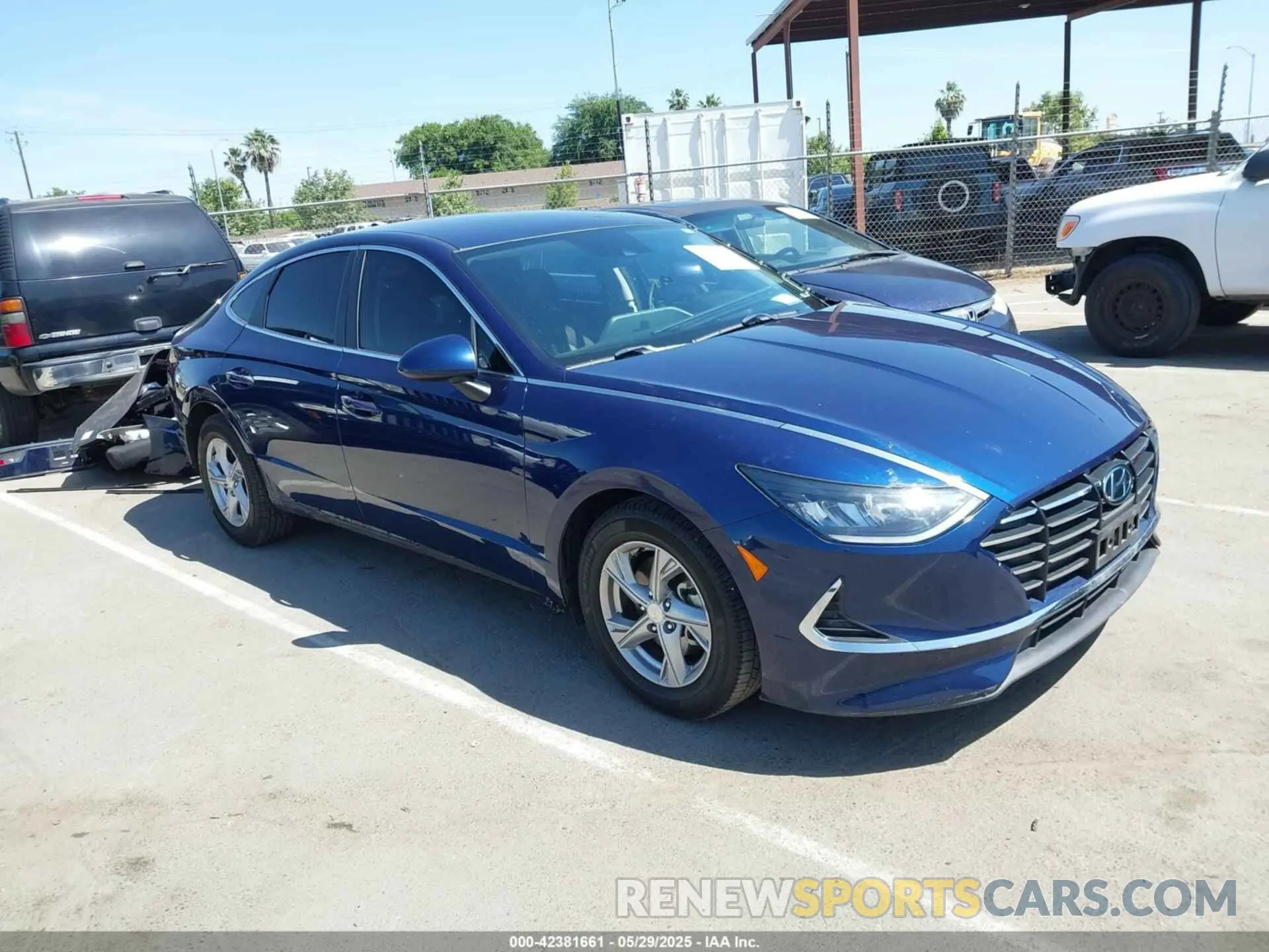1 Photograph of a damaged car 5NPEG4JA1LH043284 HYUNDAI SONATA 2020