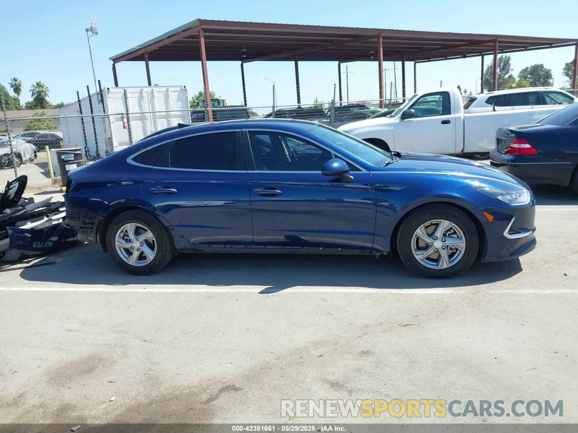14 Photograph of a damaged car 5NPEG4JA1LH043284 HYUNDAI SONATA 2020