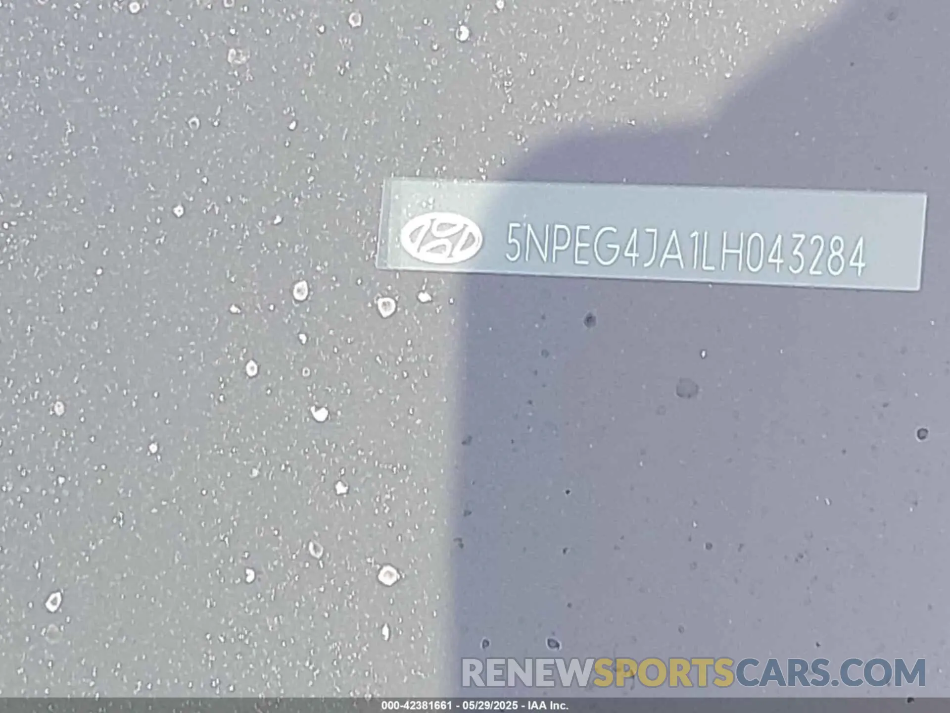 9 Photograph of a damaged car 5NPEG4JA1LH043284 HYUNDAI SONATA 2020