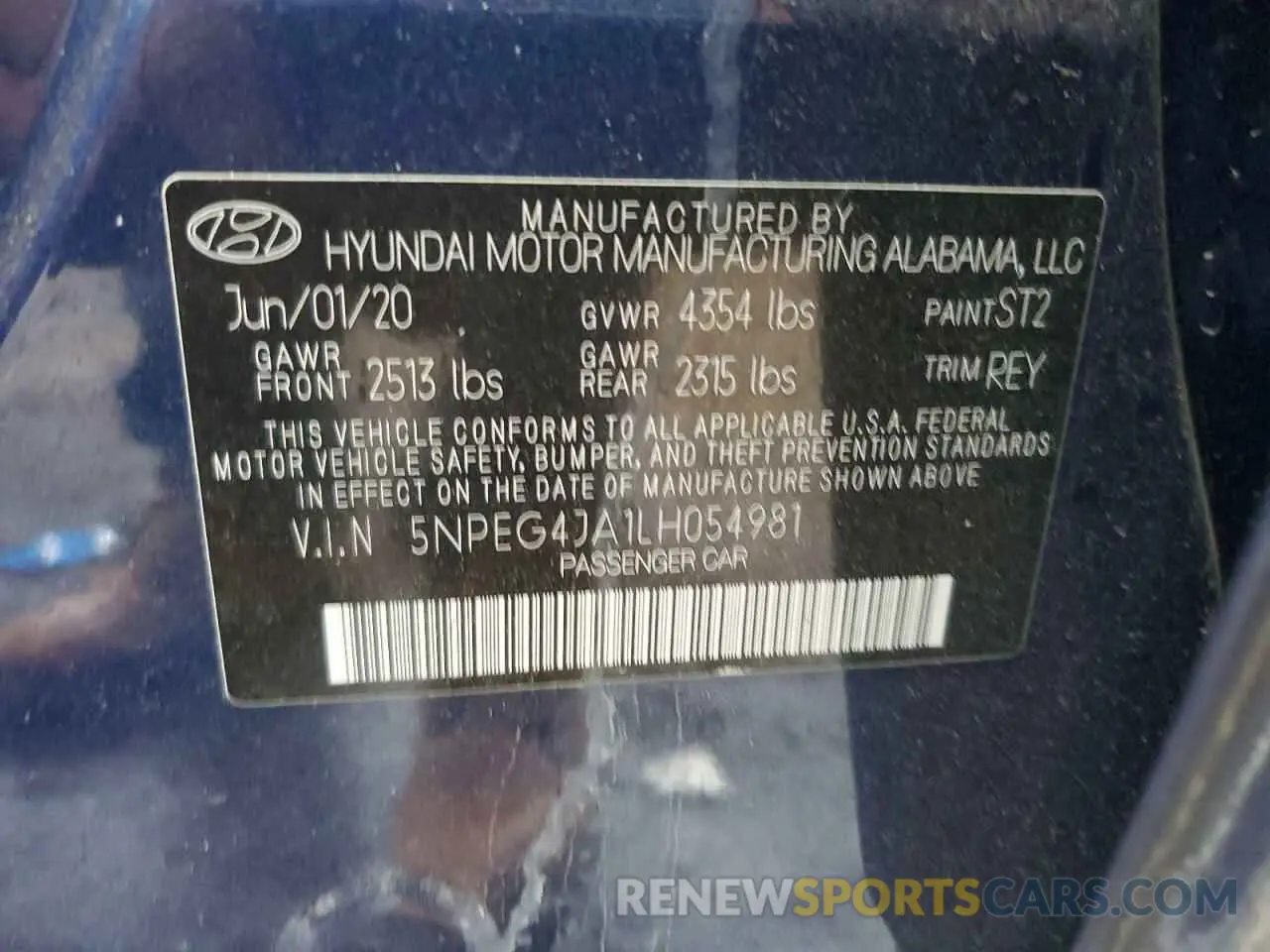12 Photograph of a damaged car 5NPEG4JA1LH054981 HYUNDAI SONATA 2020
