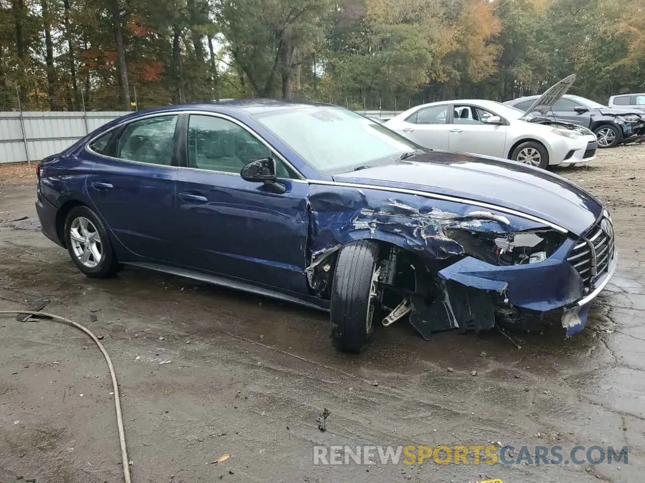 4 Photograph of a damaged car 5NPEG4JA1LH054981 HYUNDAI SONATA 2020