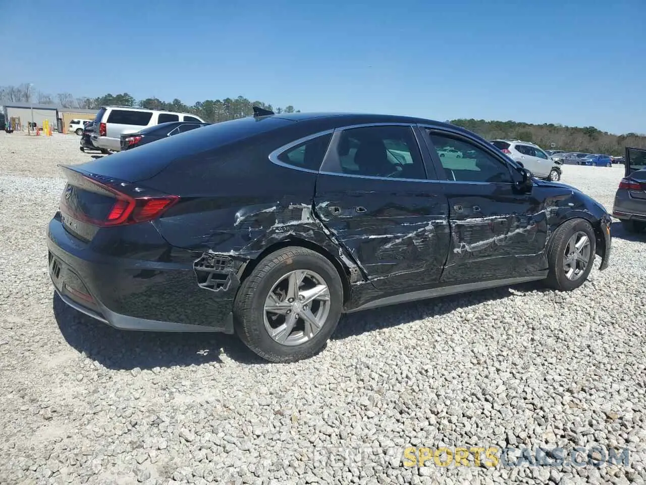 3 Photograph of a damaged car 5NPEG4JA1LH058576 HYUNDAI SONATA 2020