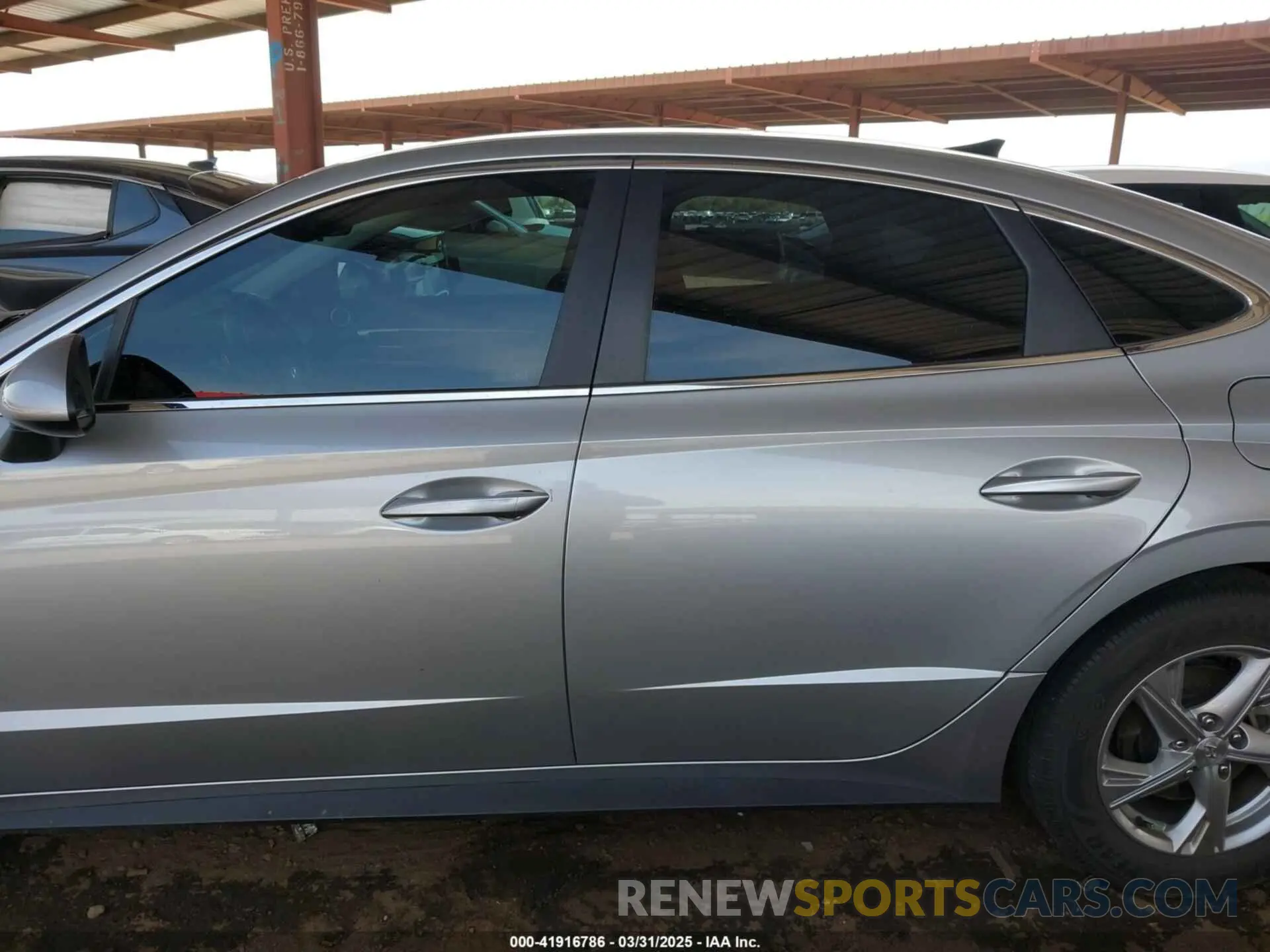 14 Photograph of a damaged car 5NPEG4JA2LH046579 HYUNDAI SONATA 2020