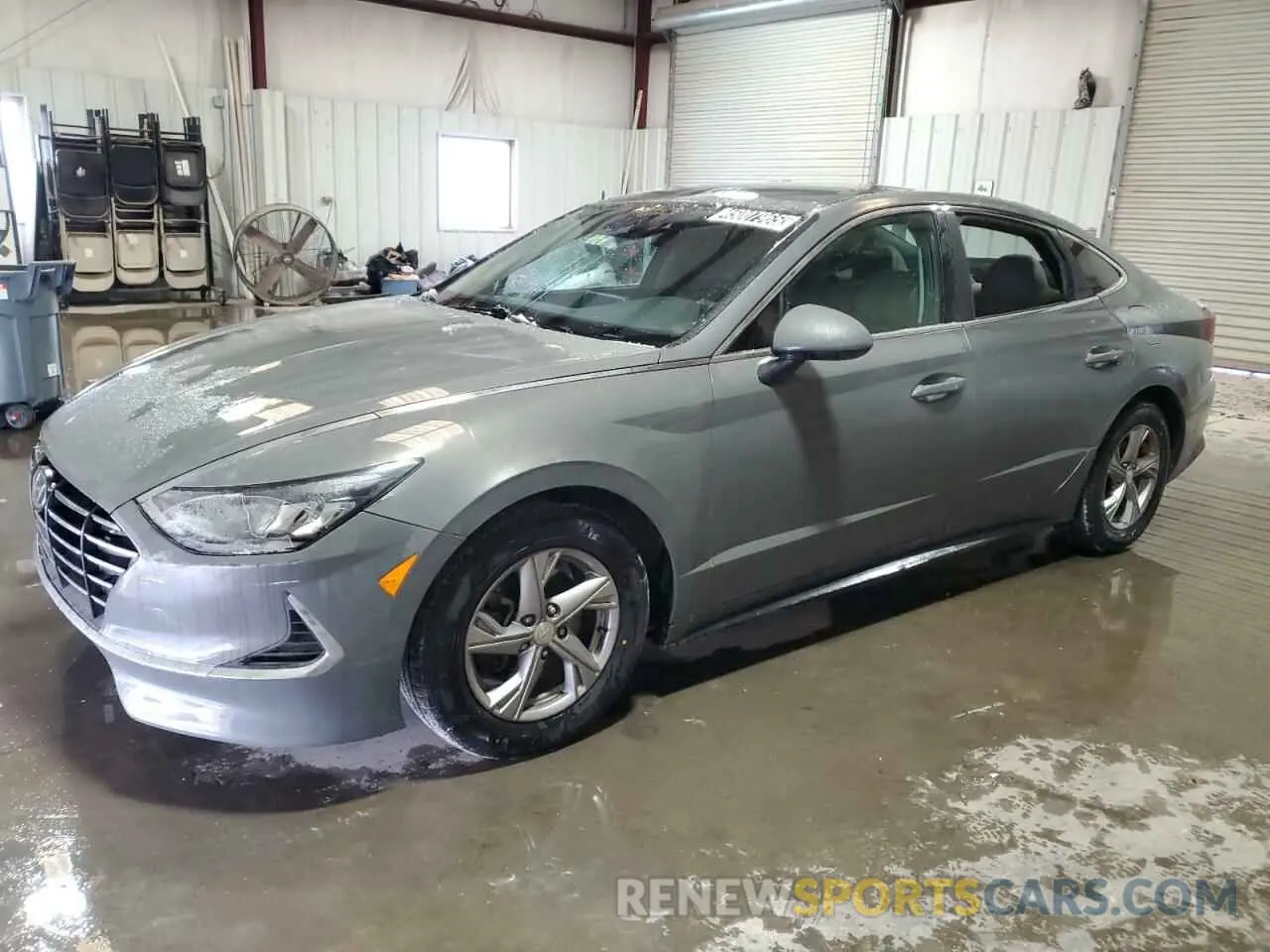1 Photograph of a damaged car 5NPEG4JA3LH018693 HYUNDAI SONATA 2020