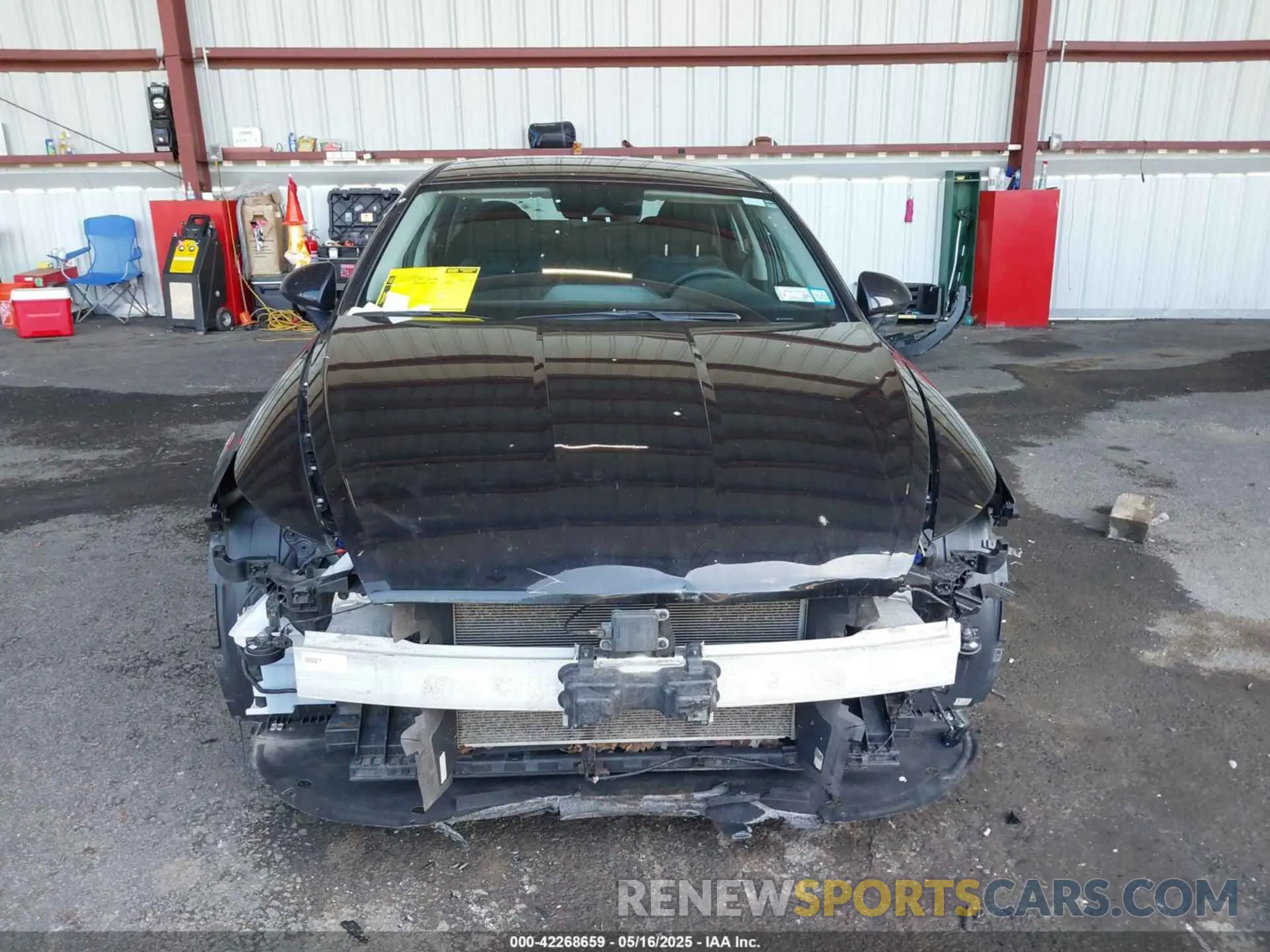 13 Photograph of a damaged car 5NPEG4JA3LH019343 HYUNDAI SONATA 2020