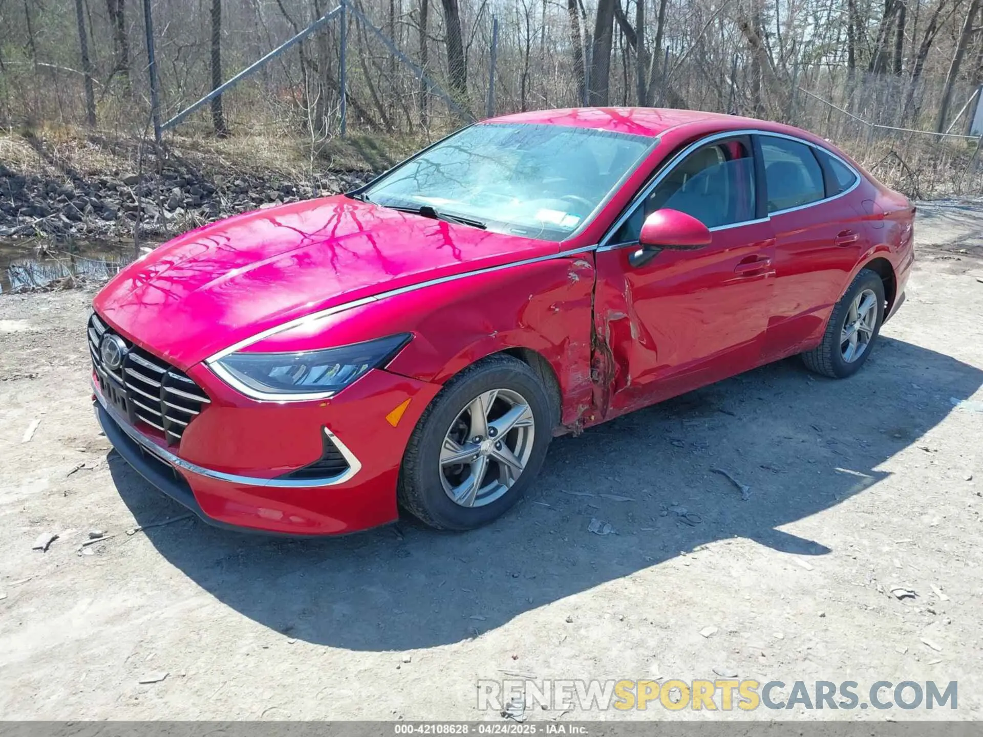2 Photograph of a damaged car 5NPEG4JA3LH021755 HYUNDAI SONATA 2020