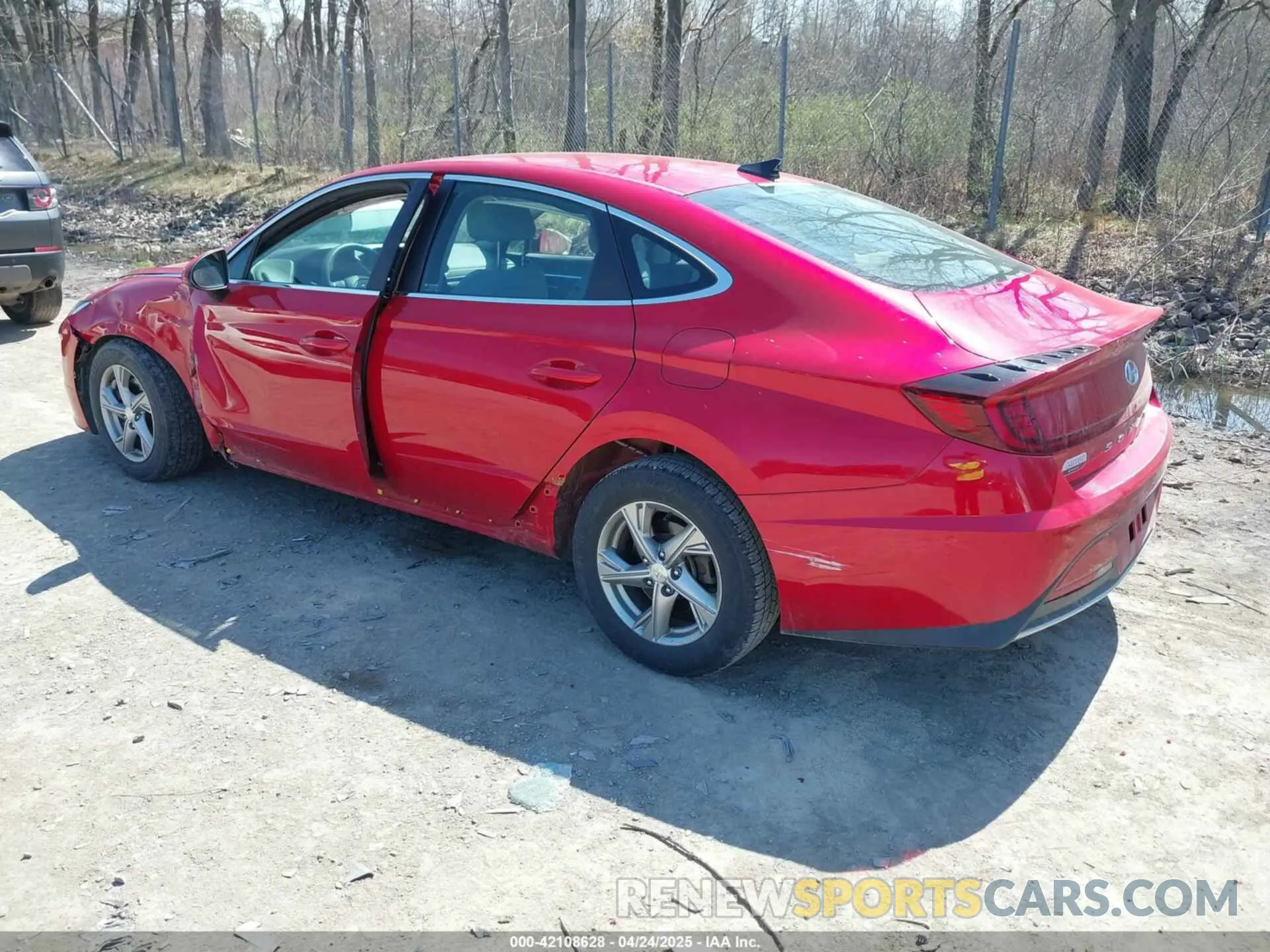 3 Photograph of a damaged car 5NPEG4JA3LH021755 HYUNDAI SONATA 2020