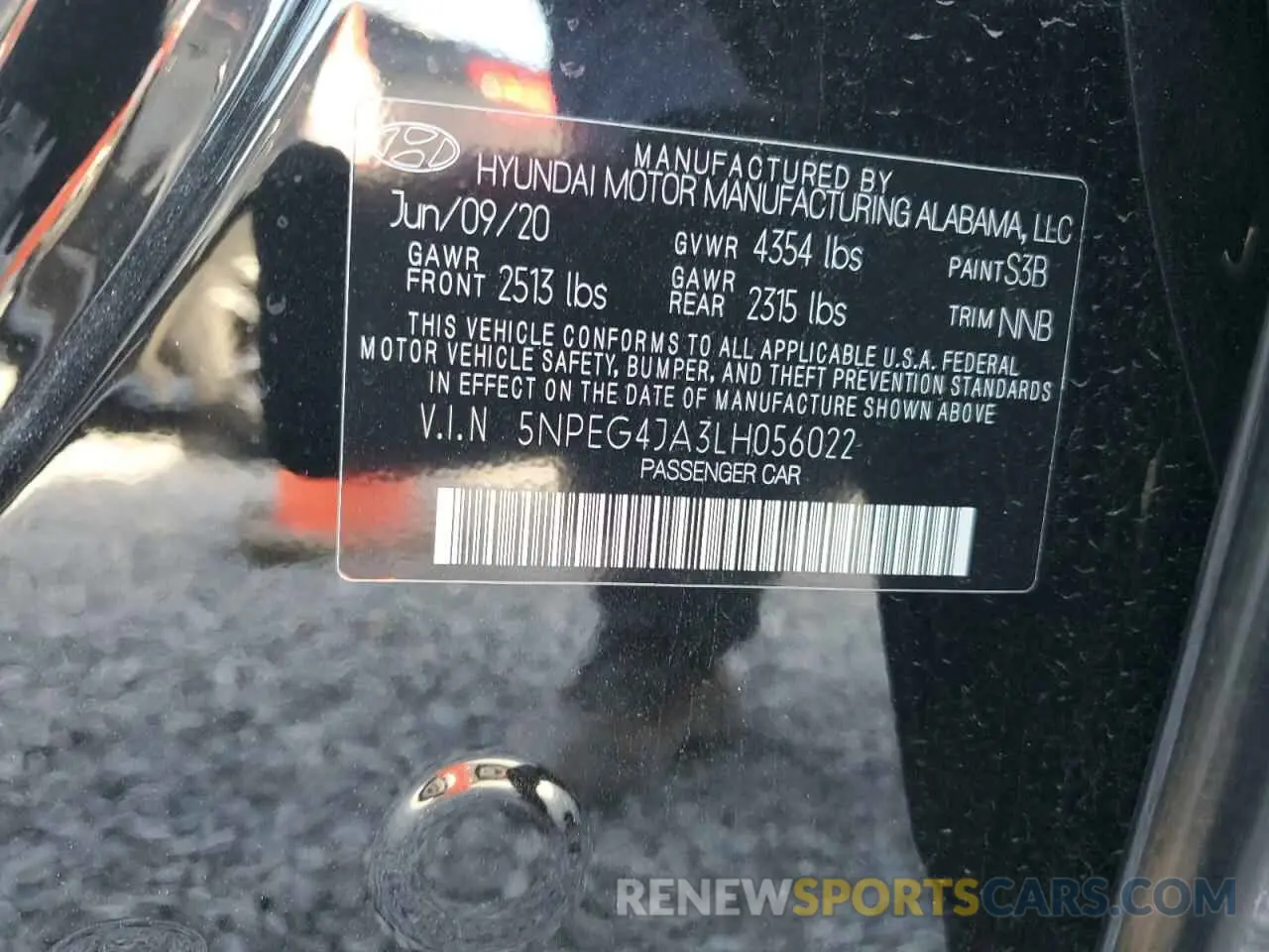 13 Photograph of a damaged car 5NPEG4JA3LH056022 HYUNDAI SONATA 2020