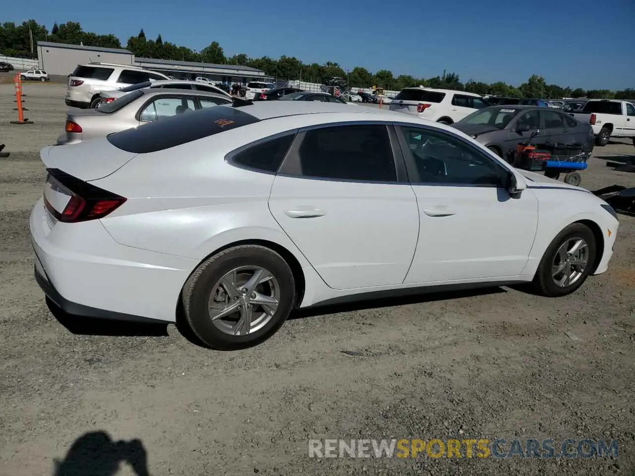 3 Photograph of a damaged car 5NPEG4JA4LH026091 HYUNDAI SONATA 2020