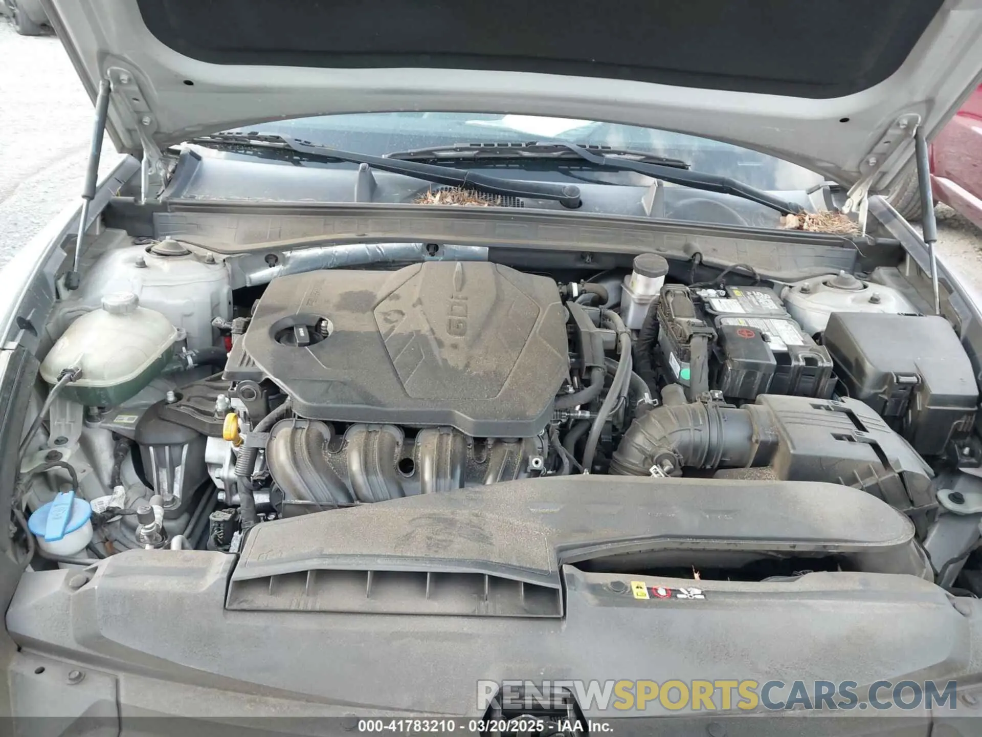 10 Photograph of a damaged car 5NPEG4JA4LH031193 HYUNDAI SONATA 2020