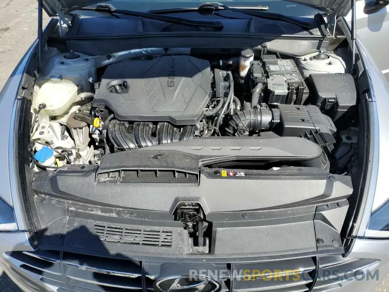 11 Photograph of a damaged car 5NPEG4JA4LH037608 HYUNDAI SONATA 2020