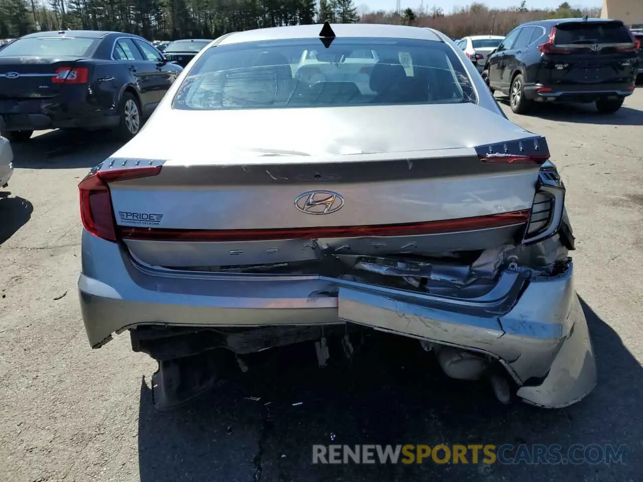 6 Photograph of a damaged car 5NPEG4JA4LH037608 HYUNDAI SONATA 2020
