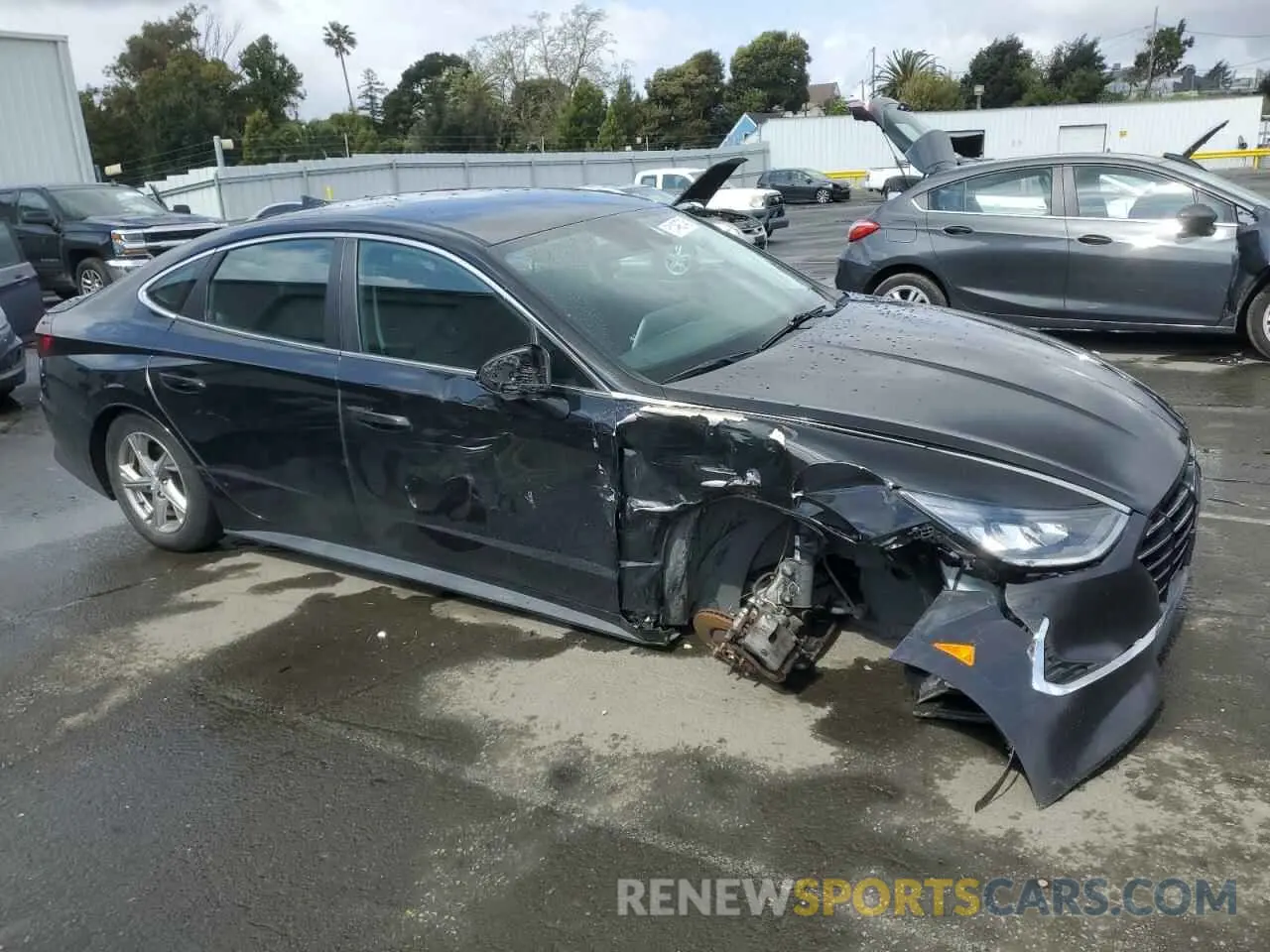 4 Photograph of a damaged car 5NPEG4JA4LH054845 HYUNDAI SONATA 2020