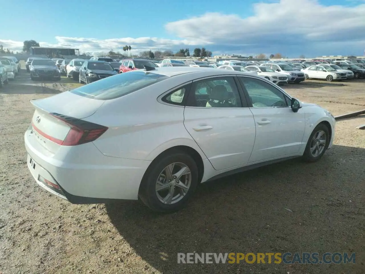 3 Photograph of a damaged car 5NPEG4JA4LH056143 HYUNDAI SONATA 2020