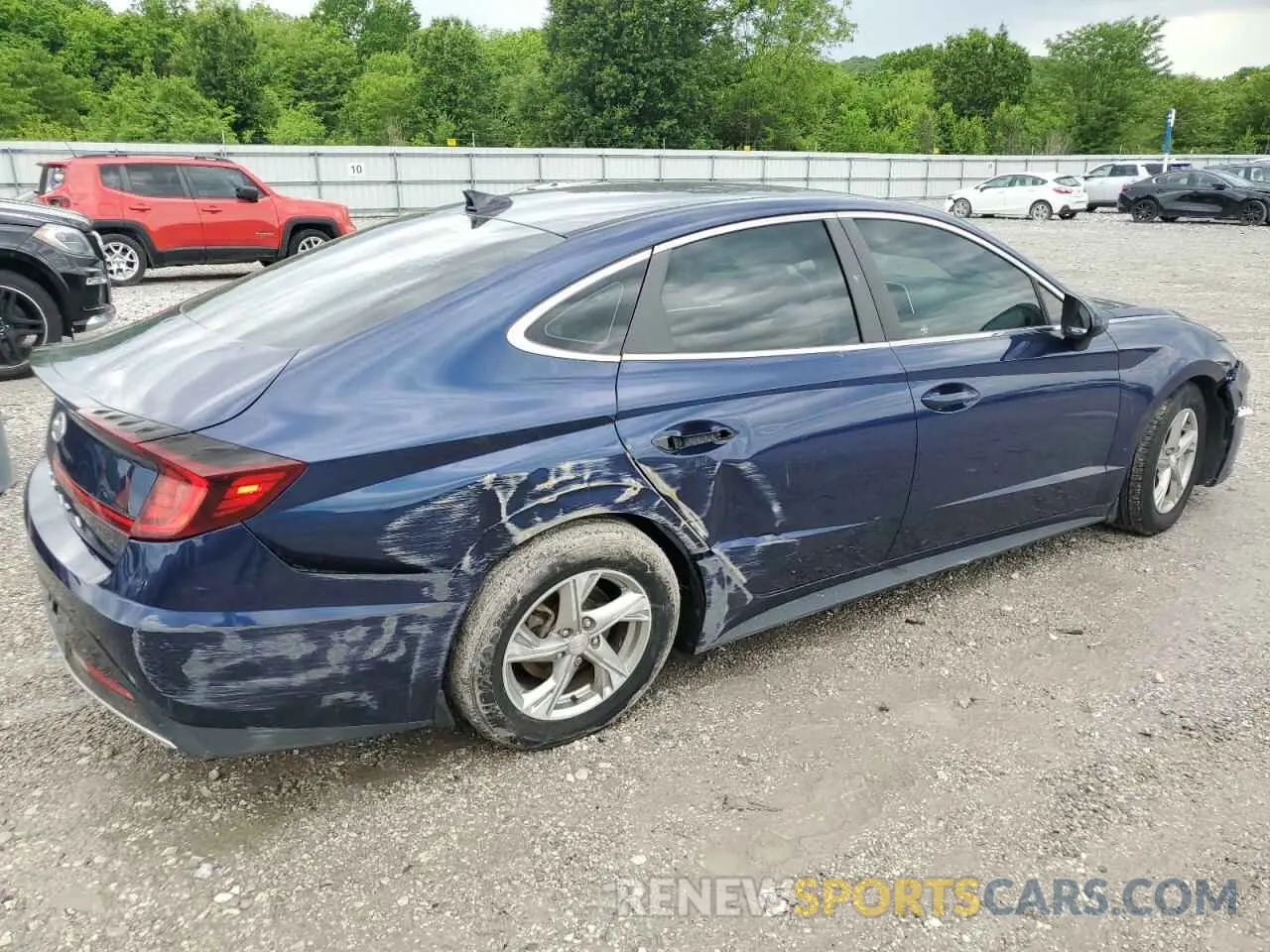 3 Photograph of a damaged car 5NPEG4JA4LH059561 HYUNDAI SONATA 2020