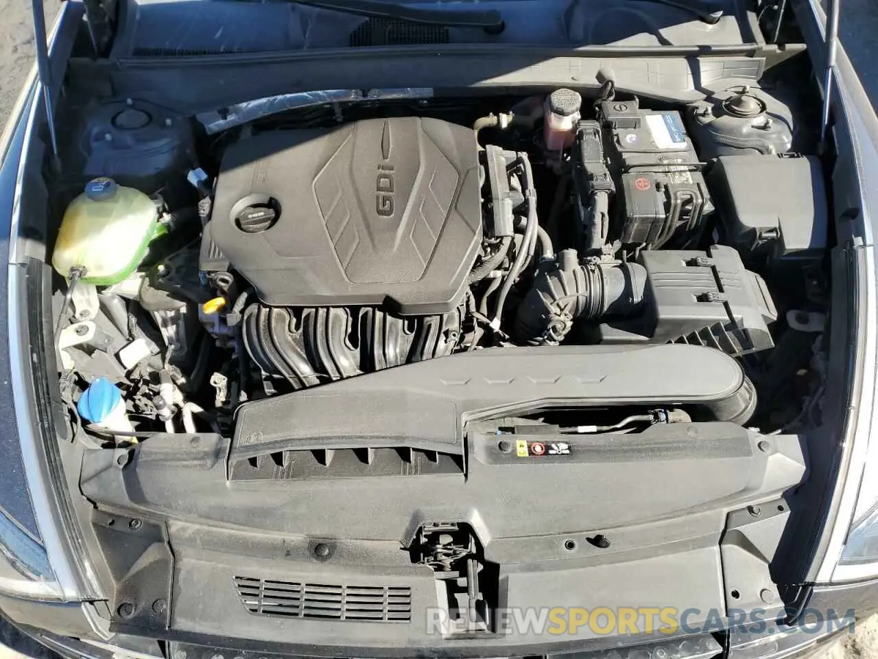 11 Photograph of a damaged car 5NPEG4JA5LH022017 HYUNDAI SONATA 2020