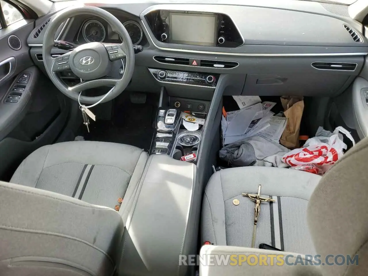 8 Photograph of a damaged car 5NPEG4JA5LH058127 HYUNDAI SONATA 2020