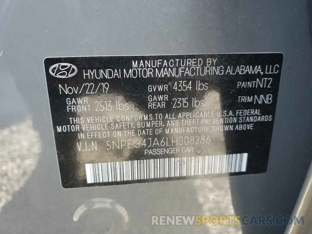 12 Photograph of a damaged car 5NPEG4JA6LH008286 HYUNDAI SONATA 2020