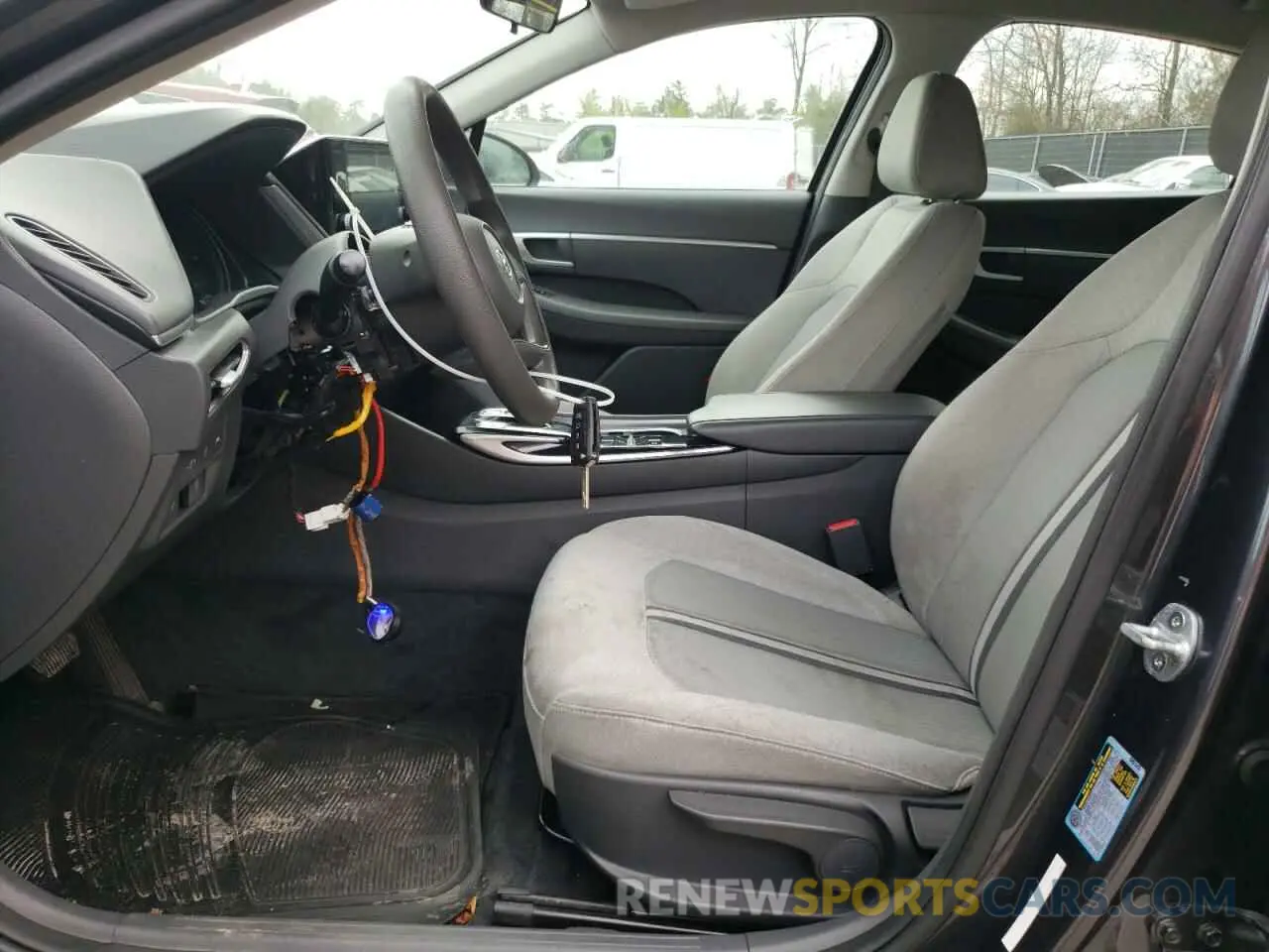 7 Photograph of a damaged car 5NPEG4JA6LH008434 HYUNDAI SONATA 2020