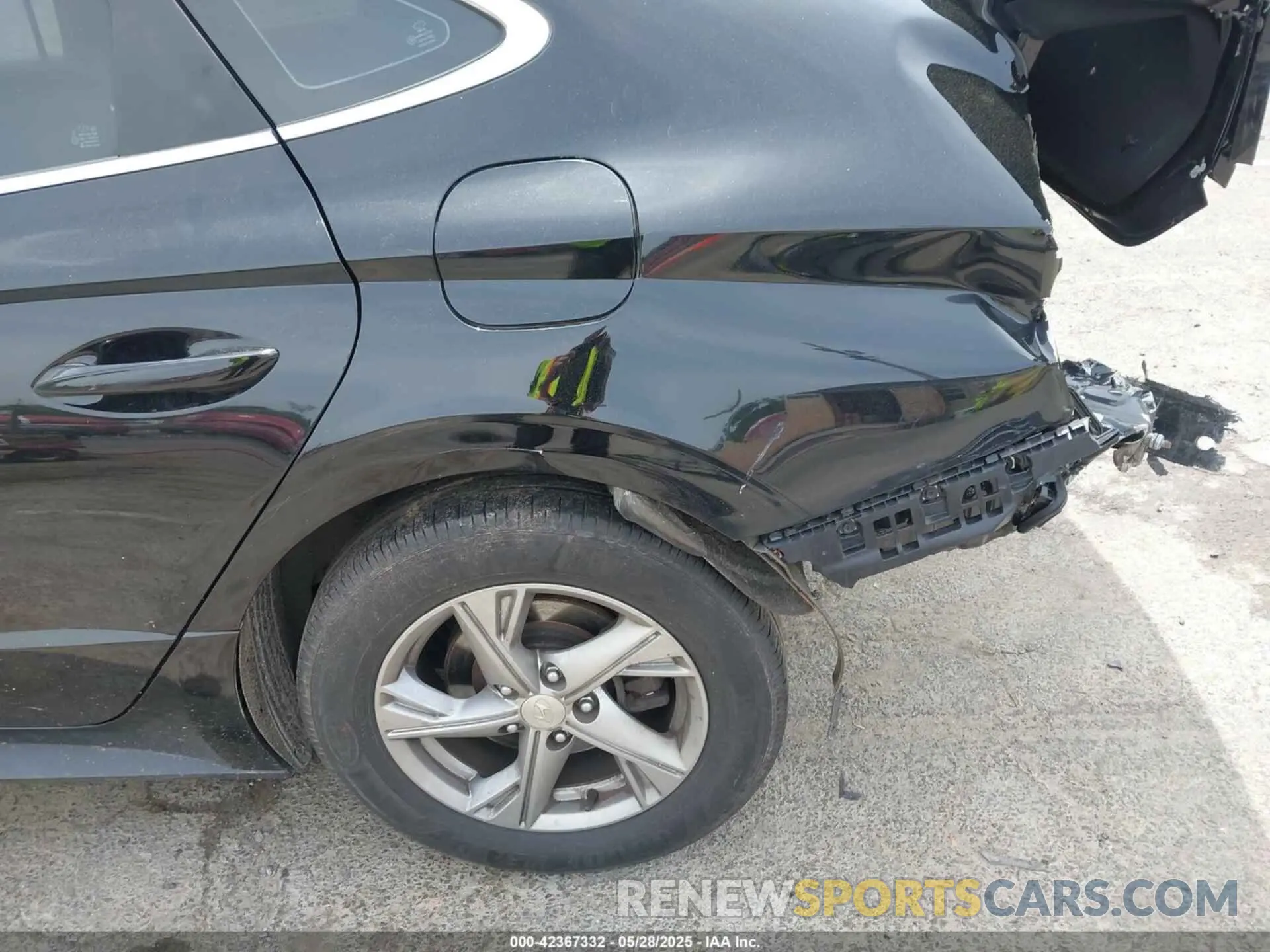 20 Photograph of a damaged car 5NPEG4JA6LH051445 HYUNDAI SONATA 2020