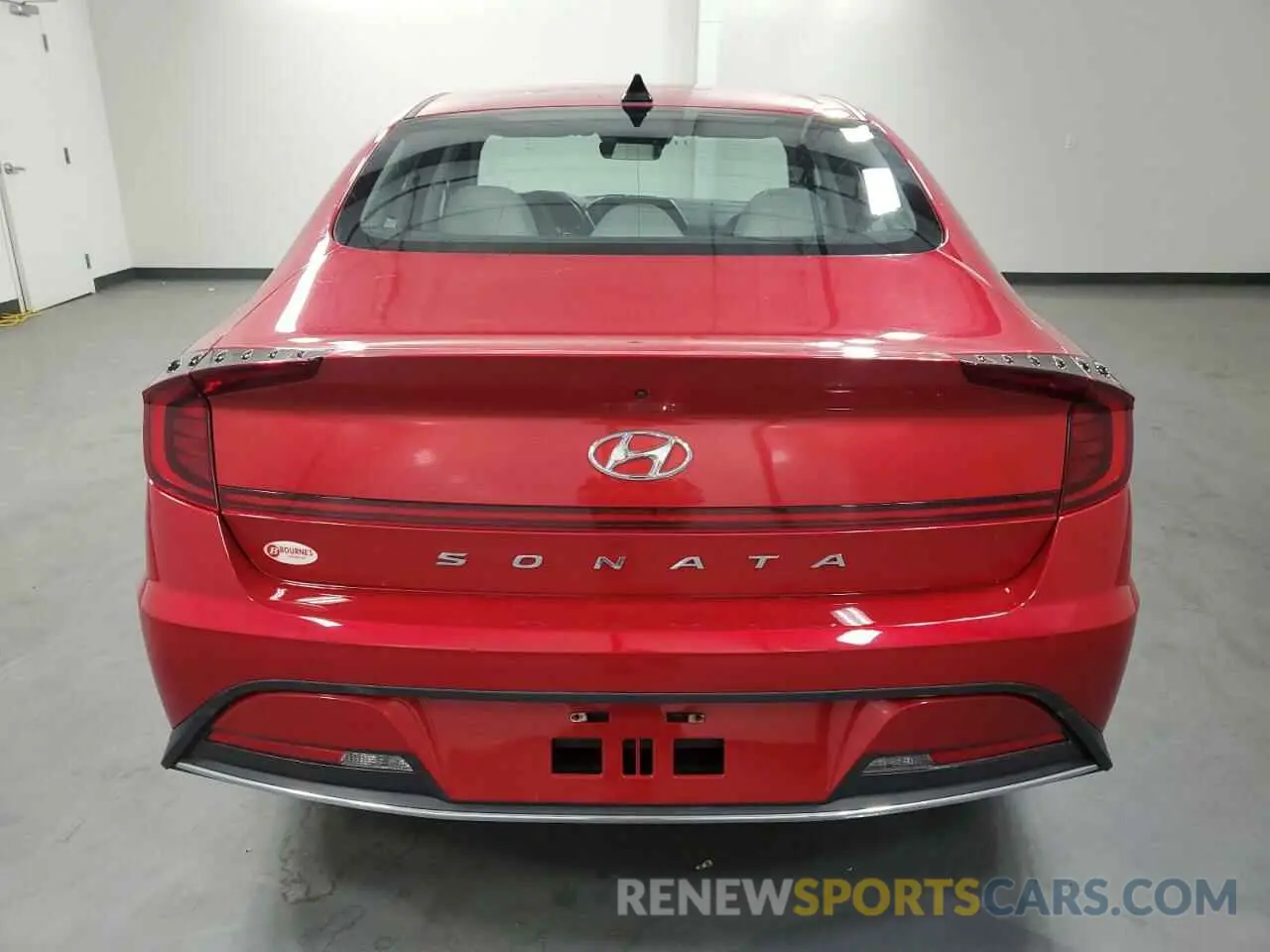6 Photograph of a damaged car 5NPEG4JA8LH036011 HYUNDAI SONATA 2020
